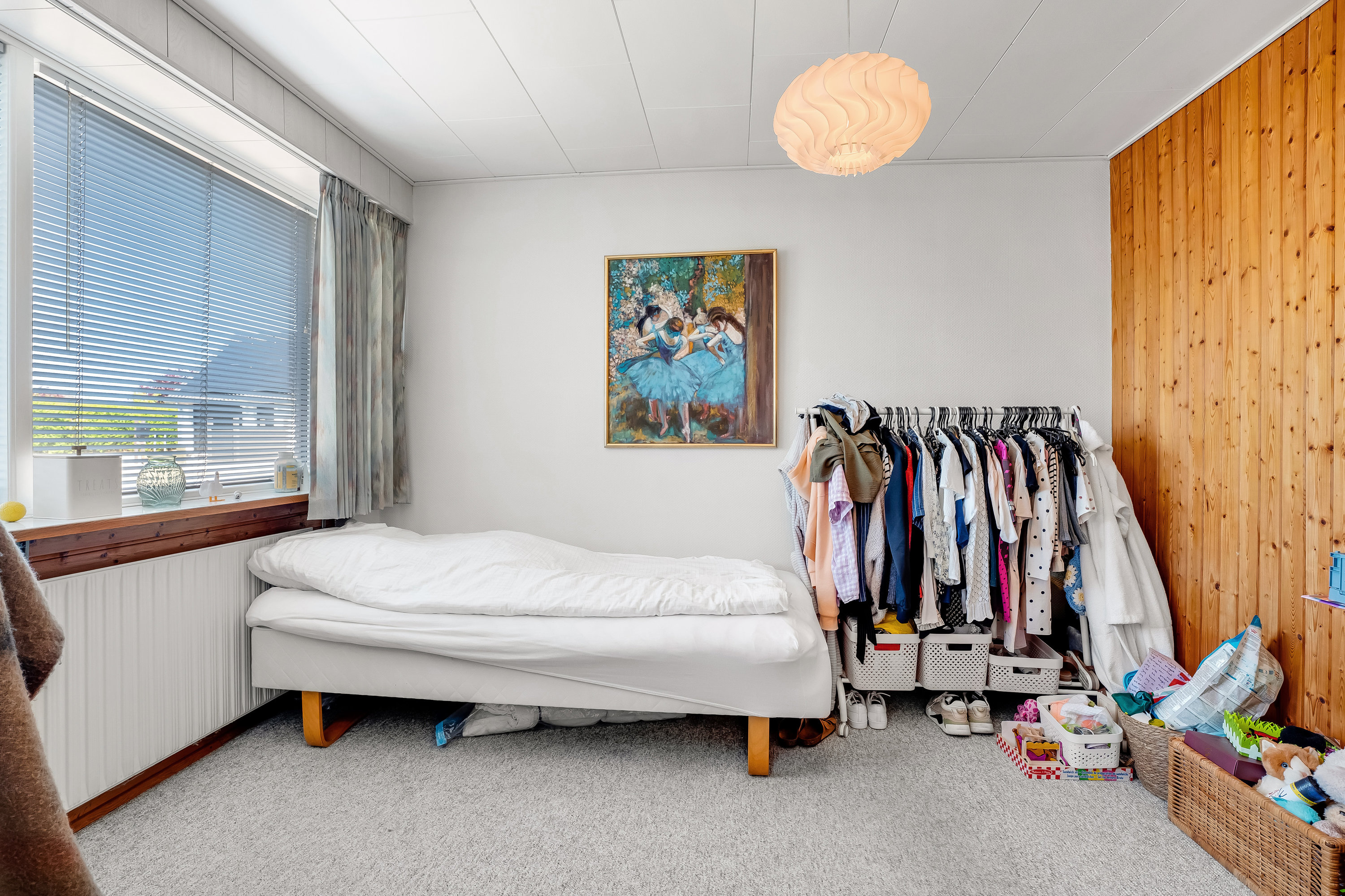 Fremhævet værelse billede i fuldskærmstilstand. Billede af Nymarksvej 32, 4900 Nakskov