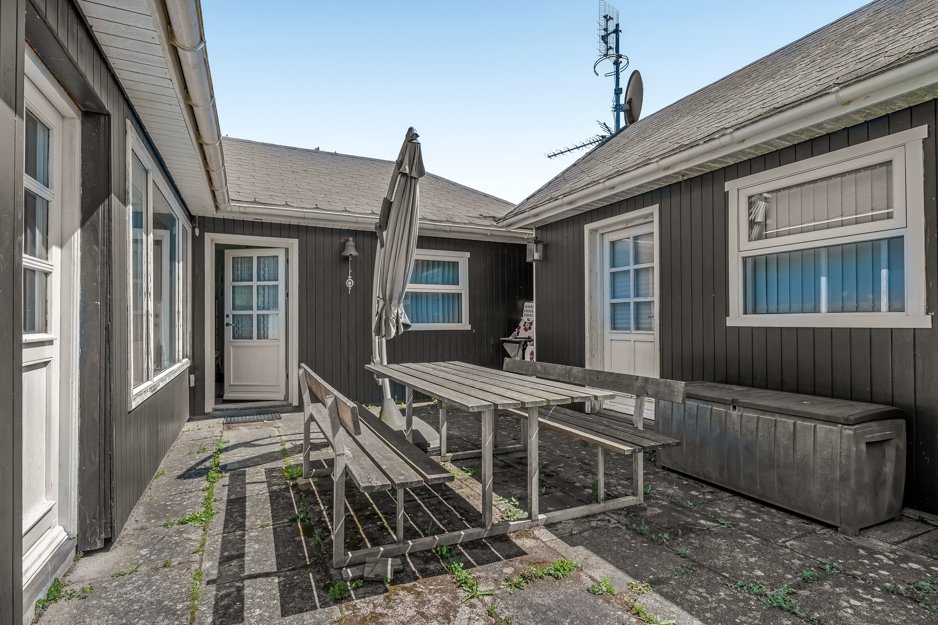 Fremhævet terrasse billede i fuldskærmstilstand. Billede af Rosenvangen 7, Vesternæs, 4900 Nakskov