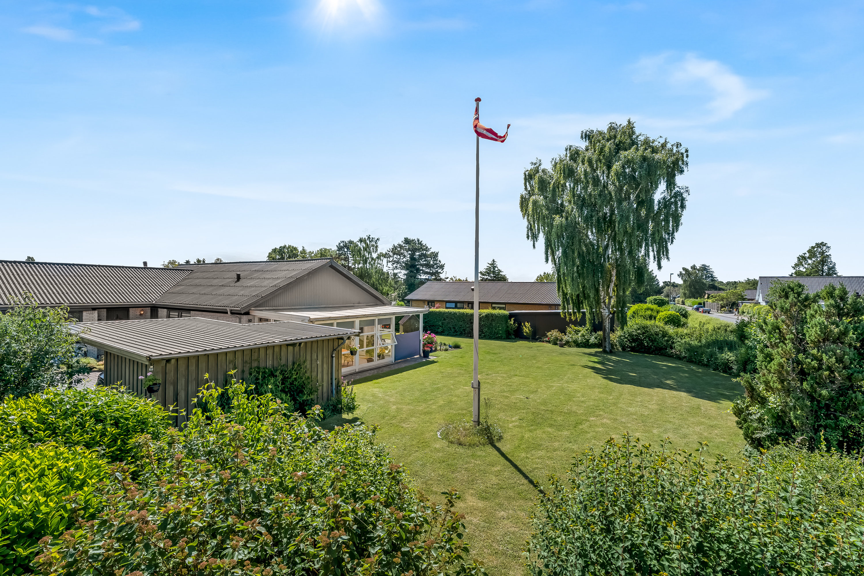 Fremhævet mastefoto billede i fuldskærmstilstand. Billede af Nymarksvej 32, 4900 Nakskov