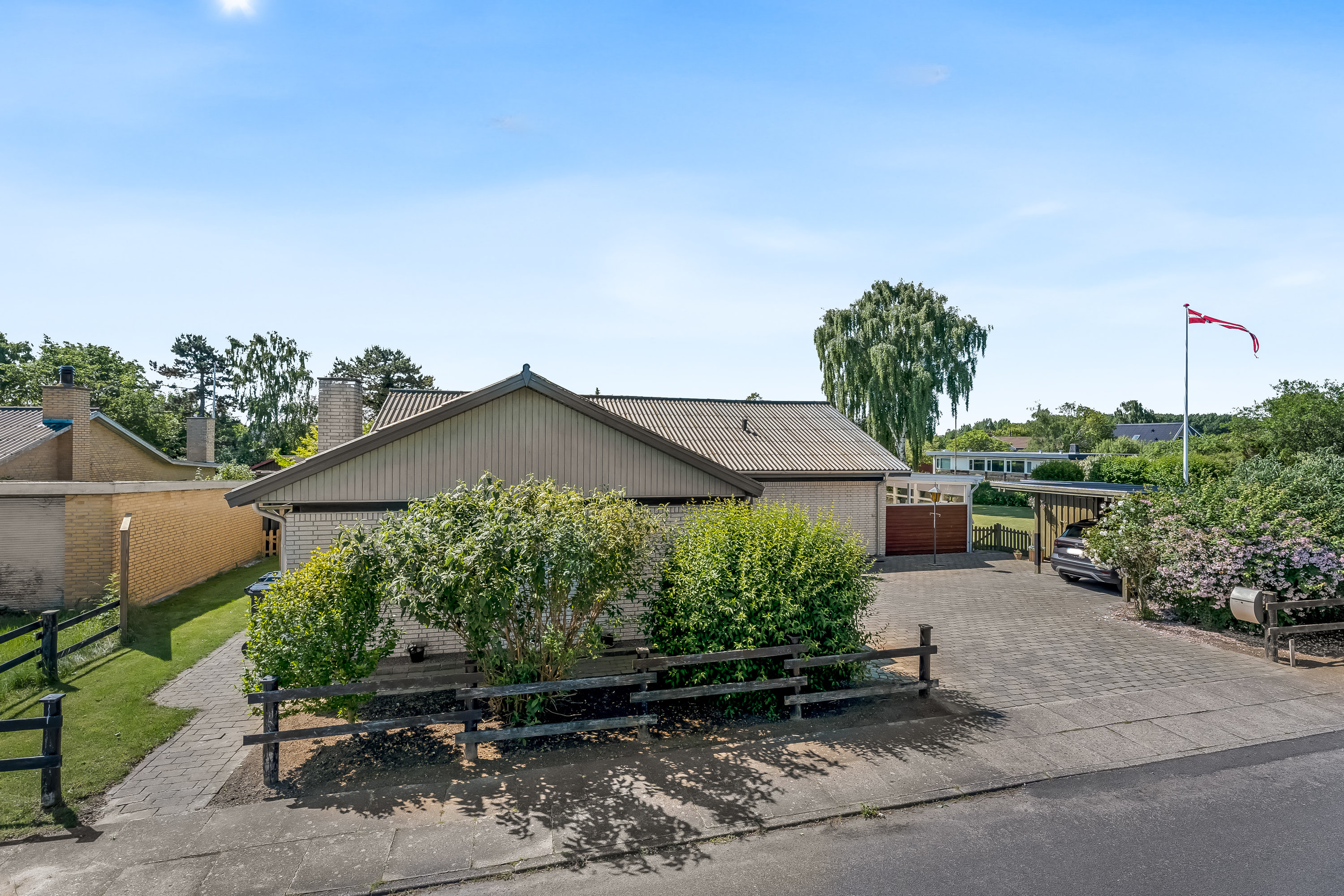 Fremhævet mastefoto billede i fuldskærmstilstand. Billede af Nymarksvej 32, 4900 Nakskov