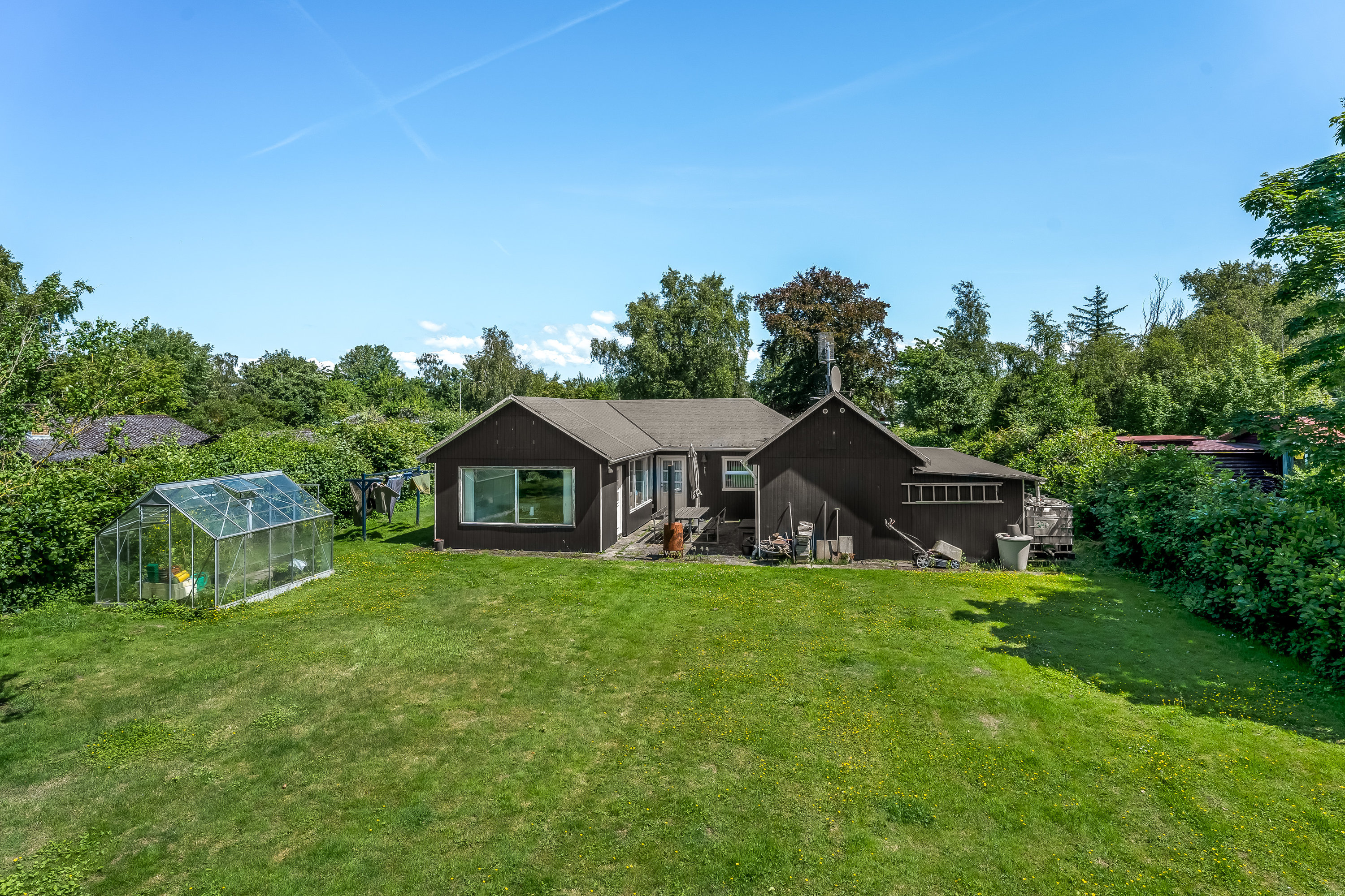 Fremhævet mastefoto billede i fuldskærmstilstand. Billede af Rosenvangen 7, Vesternæs, 4900 Nakskov