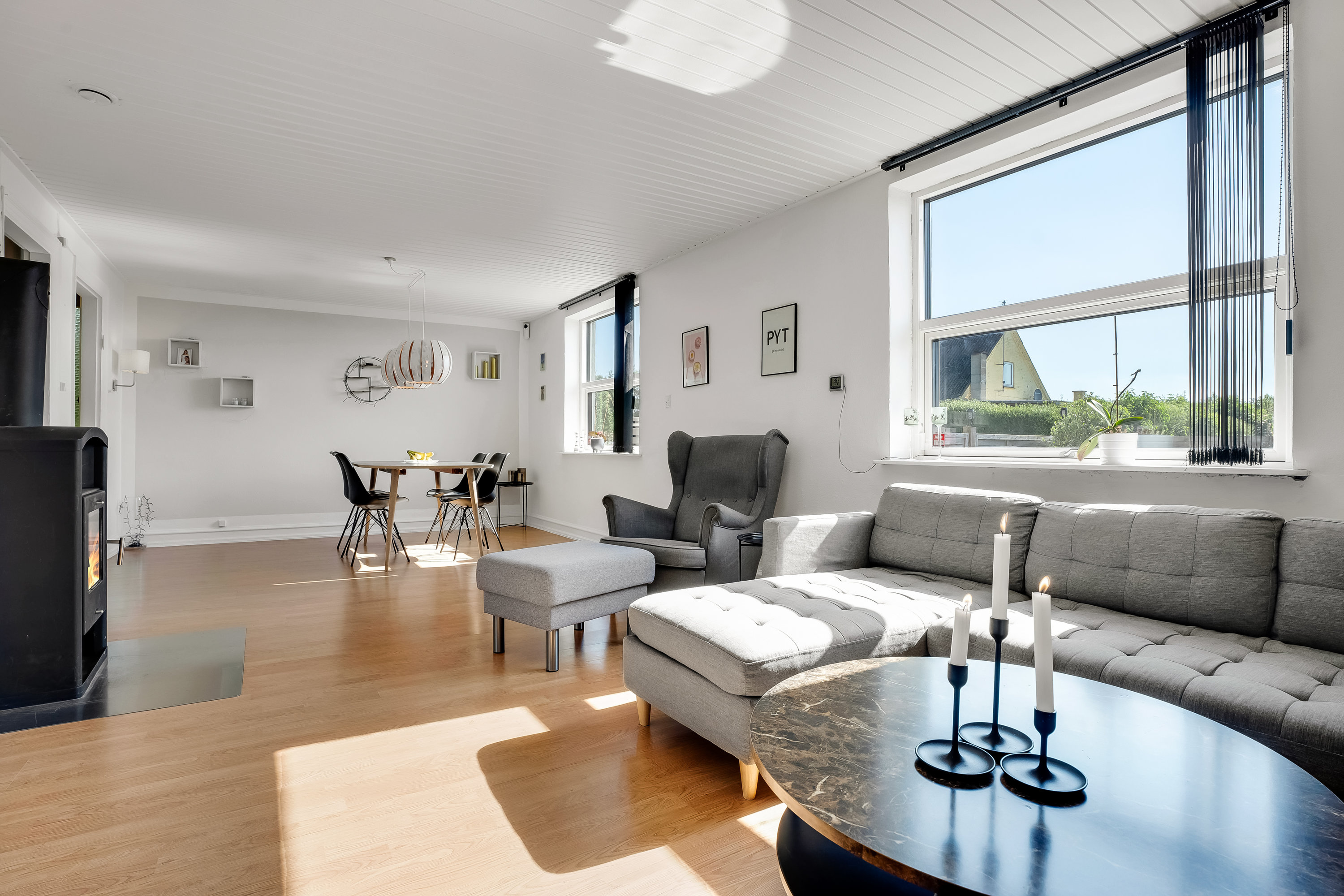 Fremhævet stue billede i fuldskærmstilstand. Billede af Nakskovvej 182, V Karleby, 4900 Nakskov