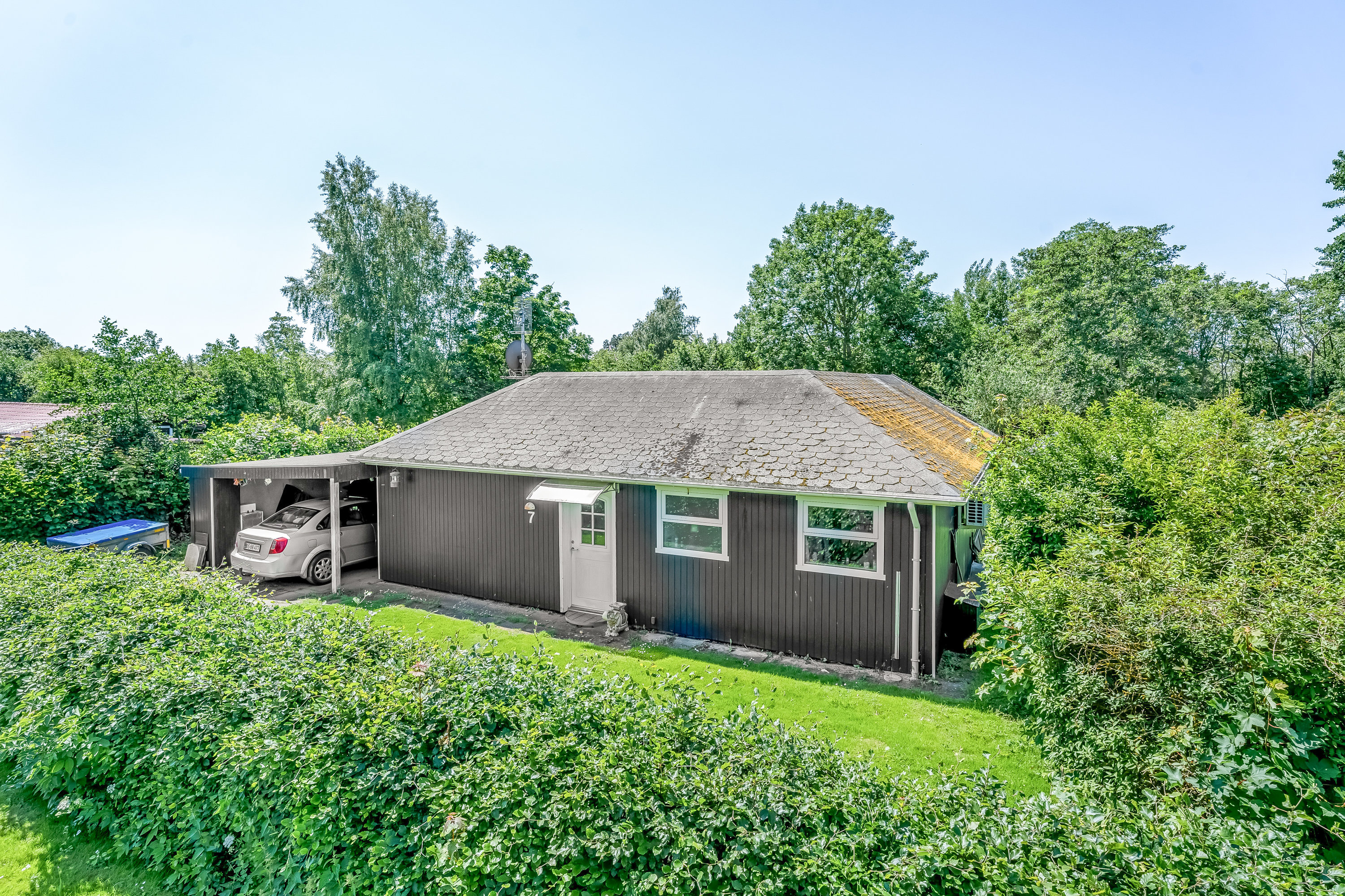 Fremhævet mastefoto billede i fuldskærmstilstand. Billede af Rosenvangen 7, Vesternæs, 4900 Nakskov