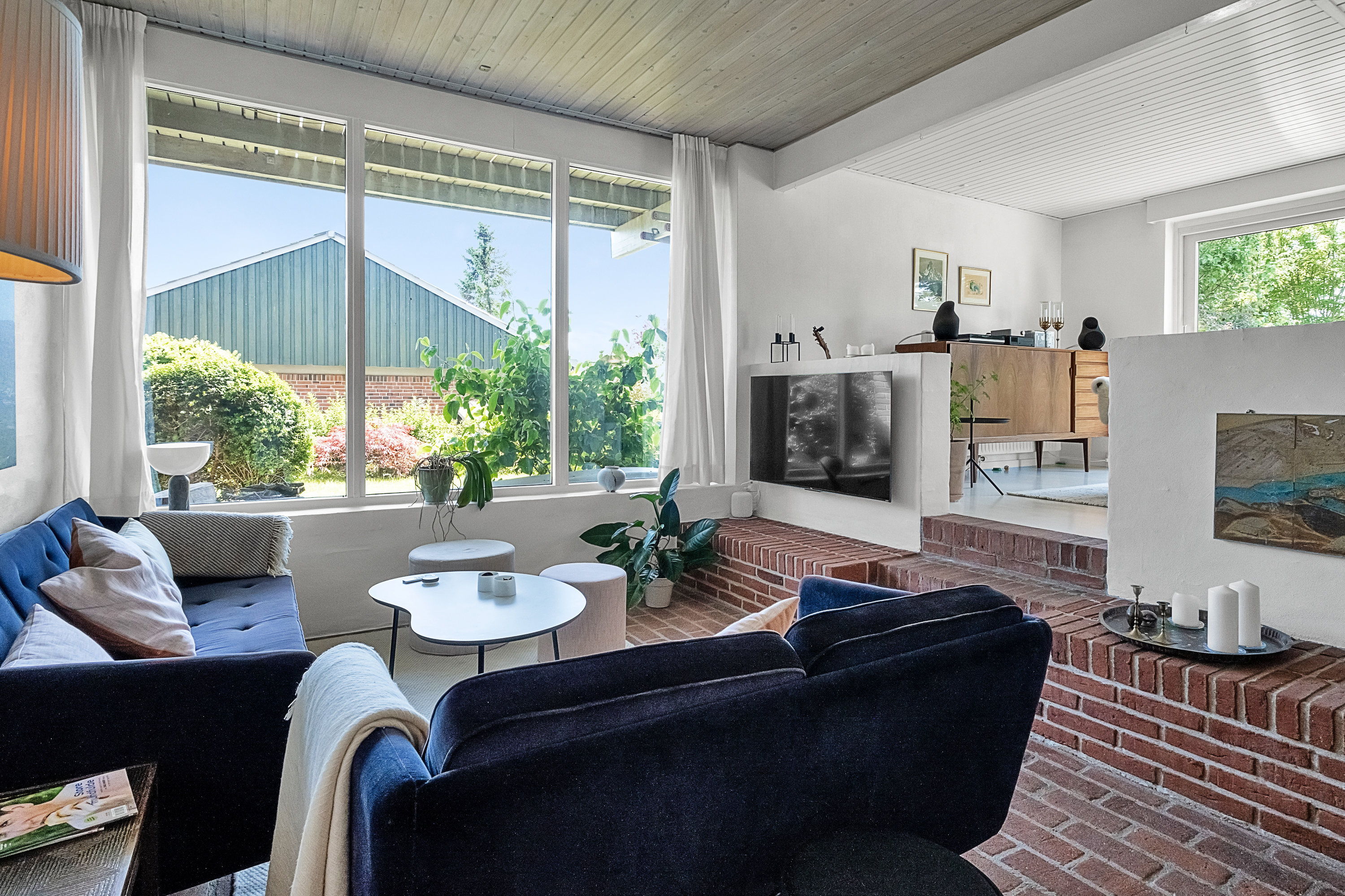 Fremhævet stue billede i fuldskærmstilstand. Billede af Rønnehaven 30, 8520 Lystrup