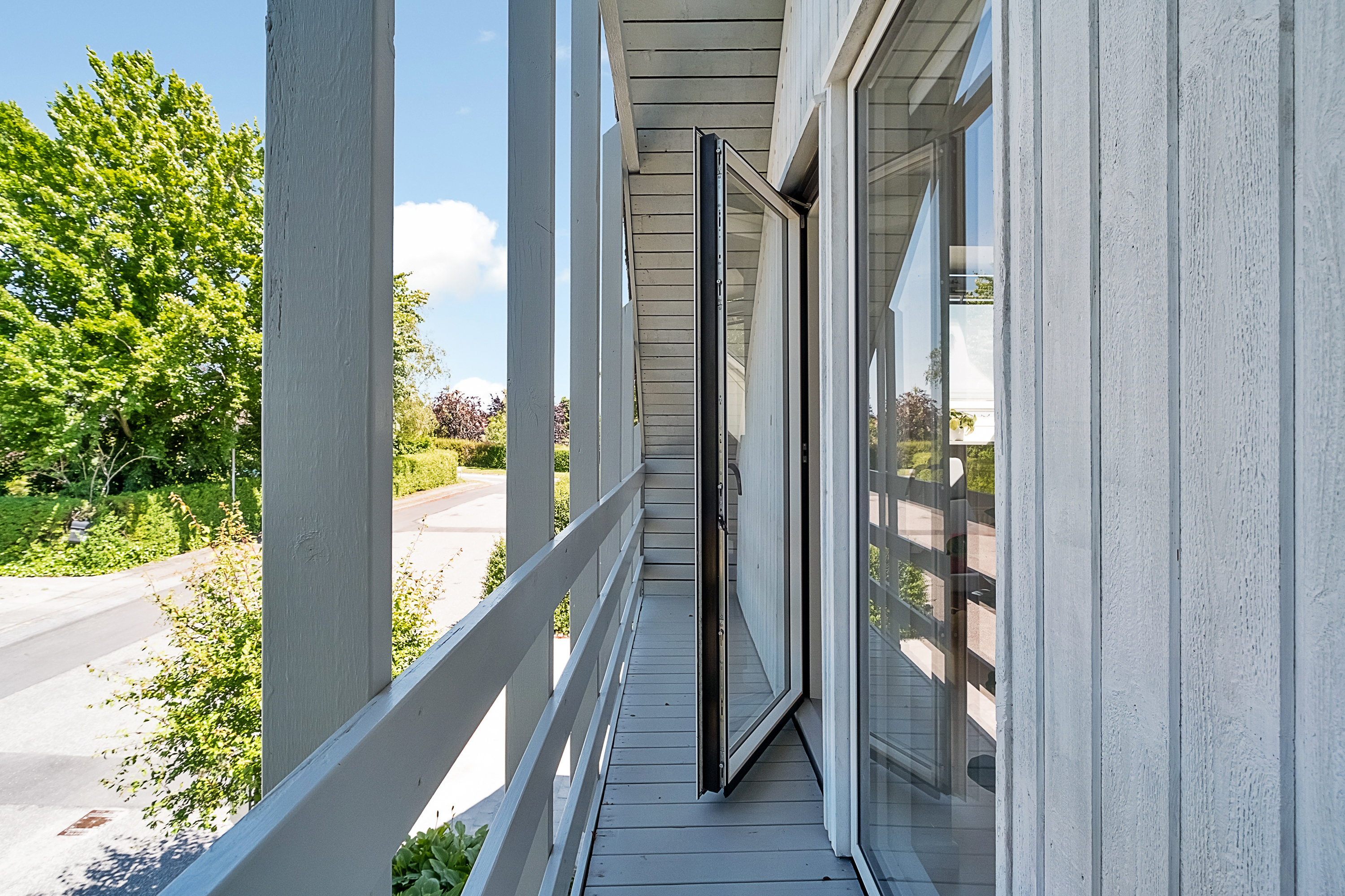 Fremhævet altan billede i fuldskærmstilstand. Billede af Rønnehaven 30, 8520 Lystrup