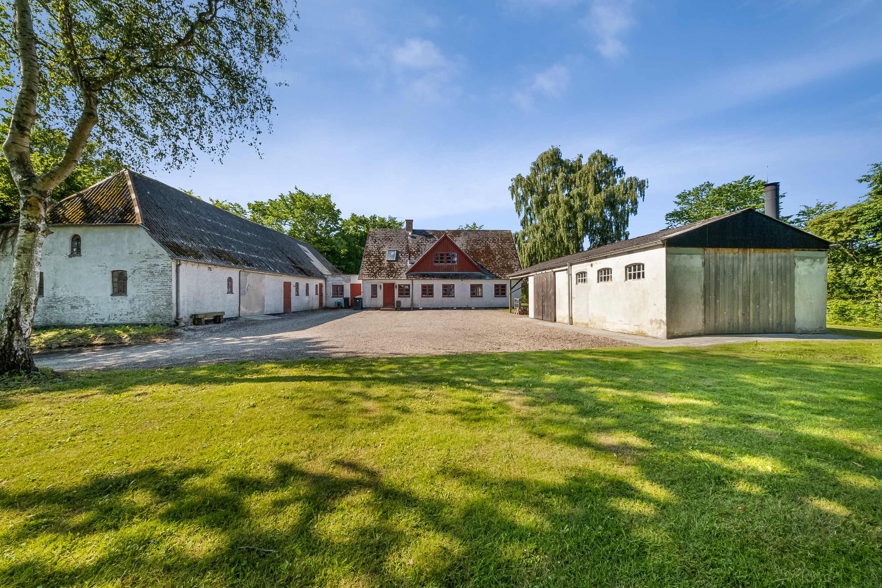 Miniaturebillede 2: udendørs. Billede af Radbyvej 7, Allested, 5672 Broby