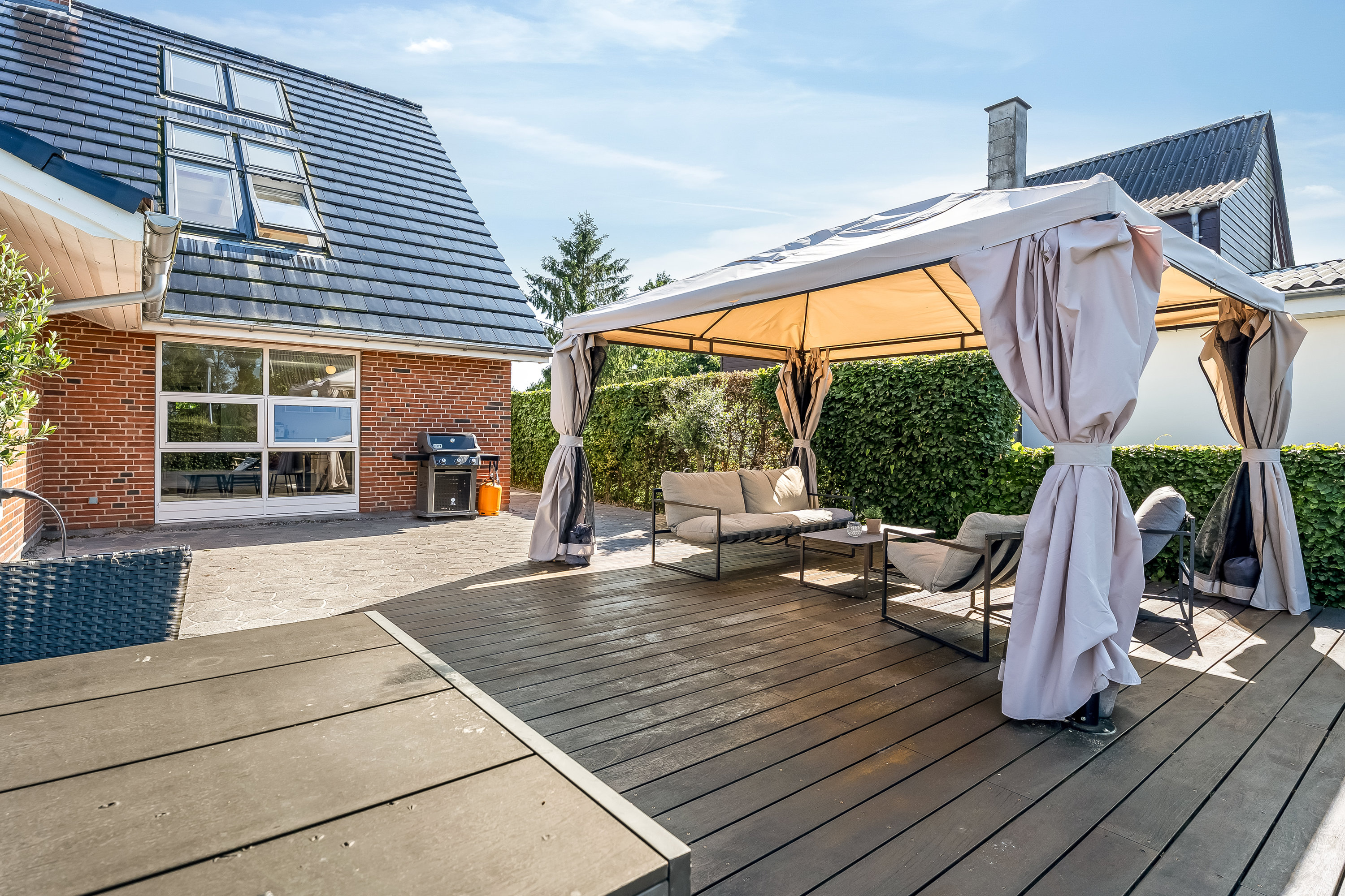 Fremhævet terrasse billede i fuldskærmstilstand. Billede af Hasselø Strandvej 9, Hasselø Pl, 4800 Nykøbing F