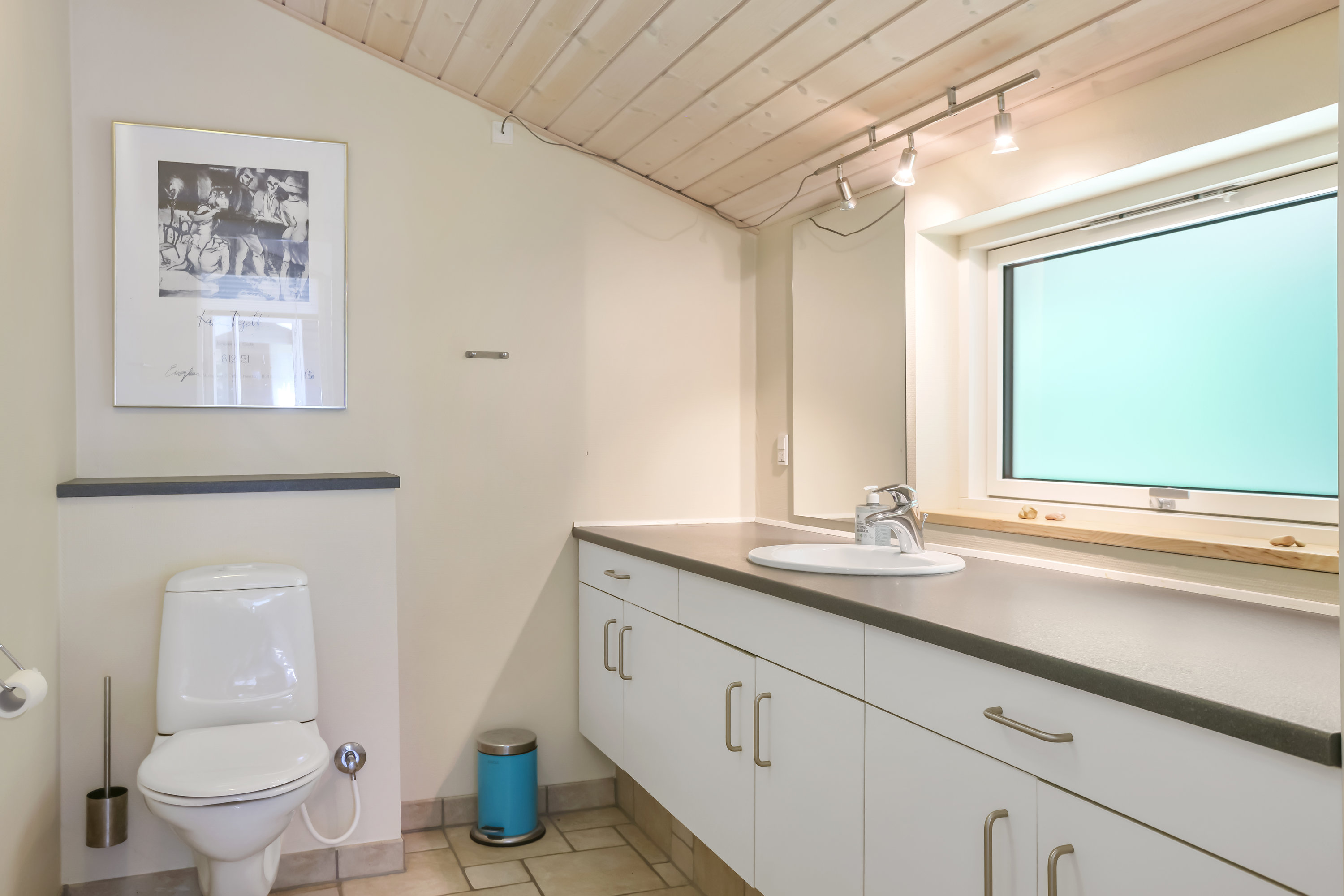 Fremhævet badeværelse billede i fuldskærmstilstand. Billede af Tingvej 42, Ulbjerg, 8832 Skals