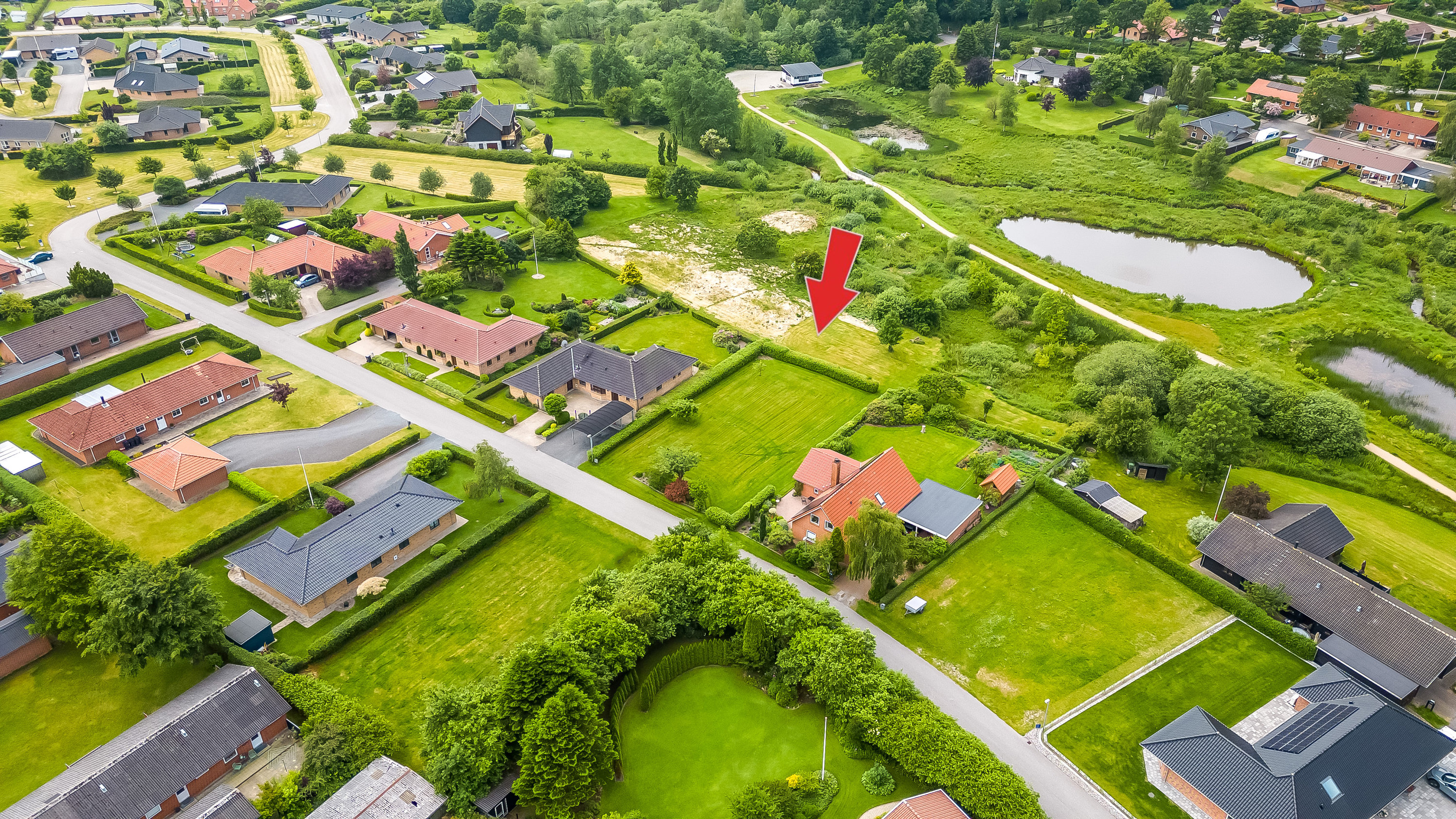 Miniaturebillede 1: luftfoto. Billede af Grønningen 16, 7550 Sørvad