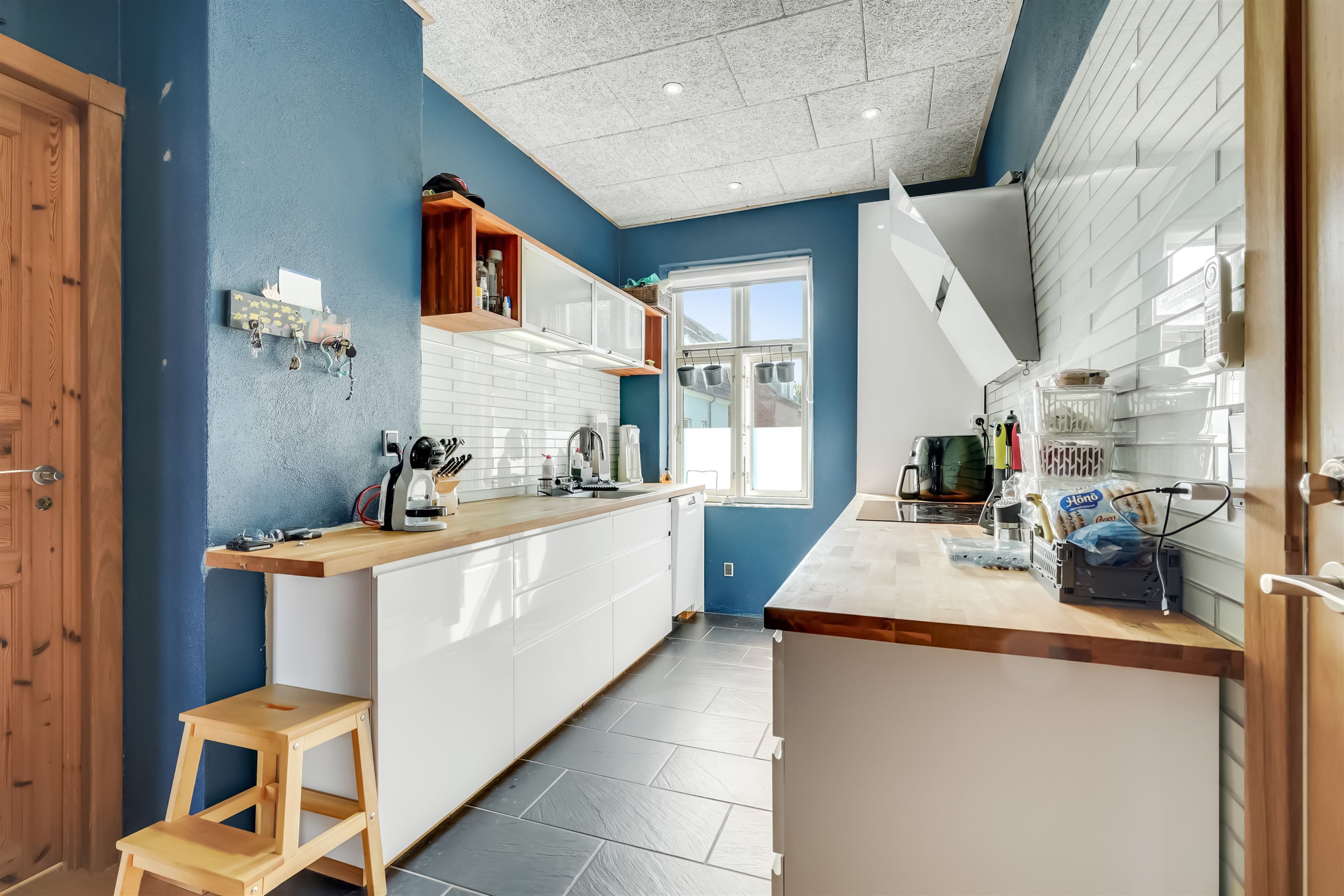 Fremhævet køkken billede i fuldskærmstilstand. Billede af Finsensgade 40, st.., 6700 Esbjerg