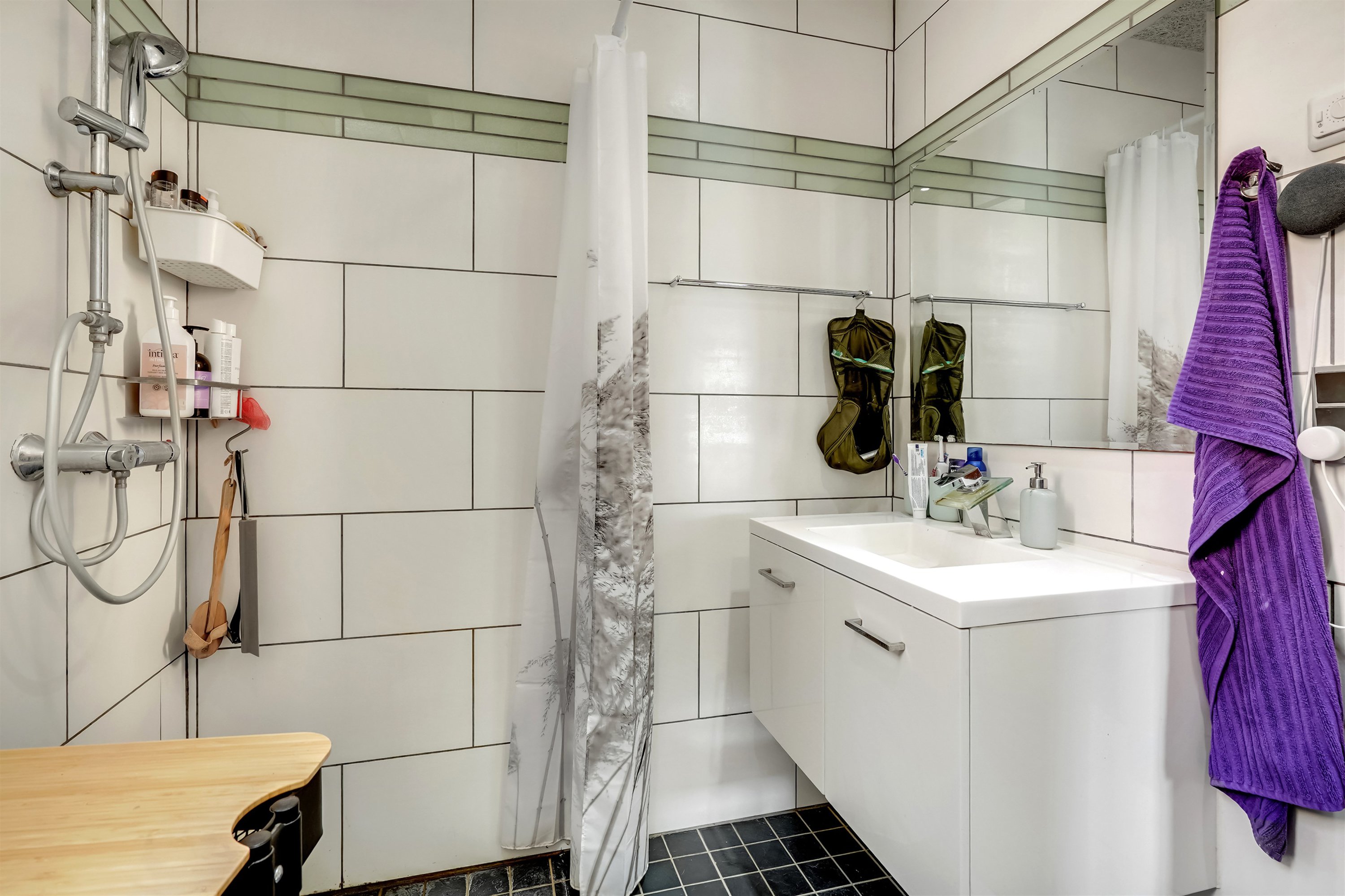 Fremhævet badeværelse billede i fuldskærmstilstand. Billede af Finsensgade 40, st.., 6700 Esbjerg