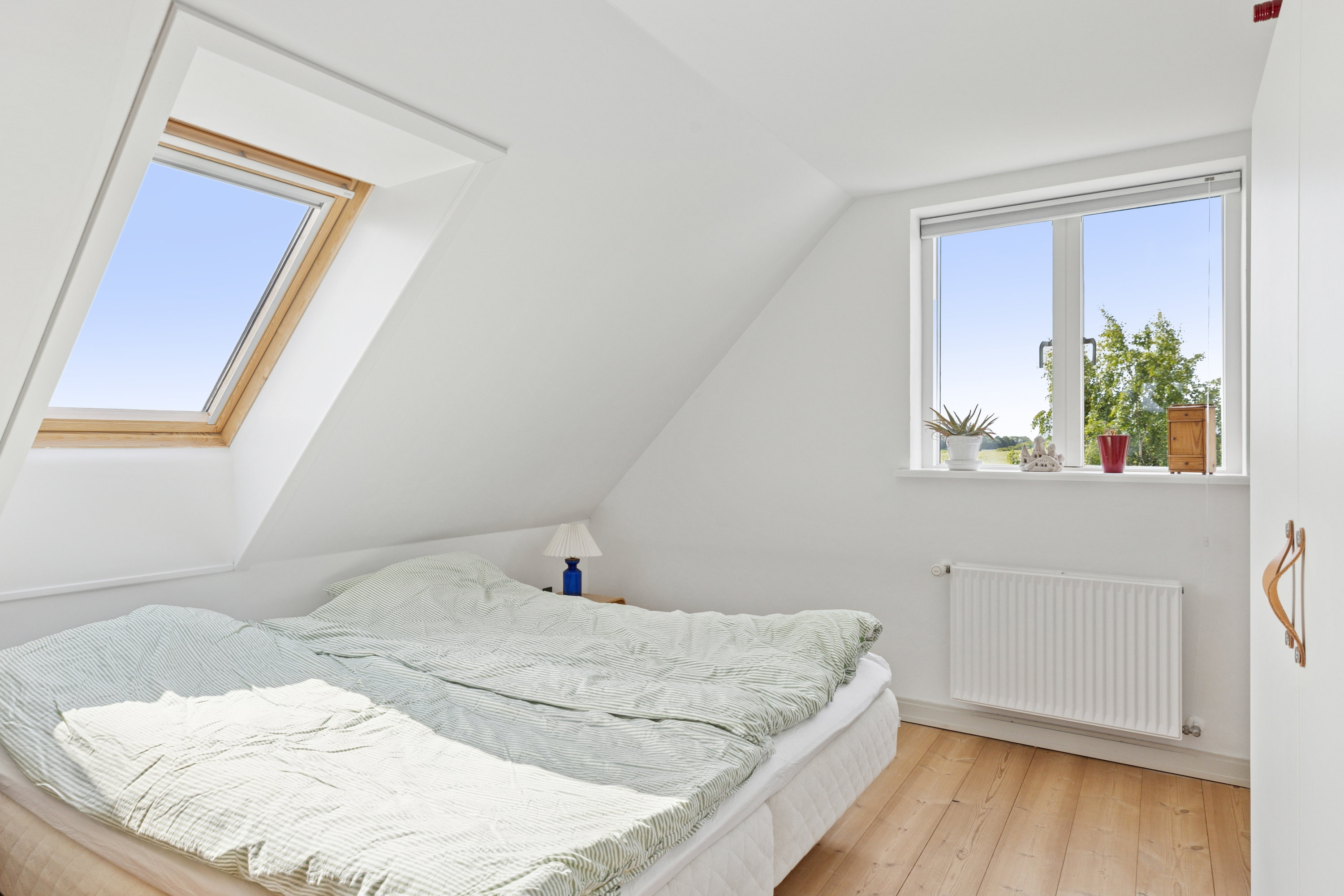 Fremhævet værelse billede i fuldskærmstilstand. Billede af Dyrehegnet 15, 6300 Gråsten