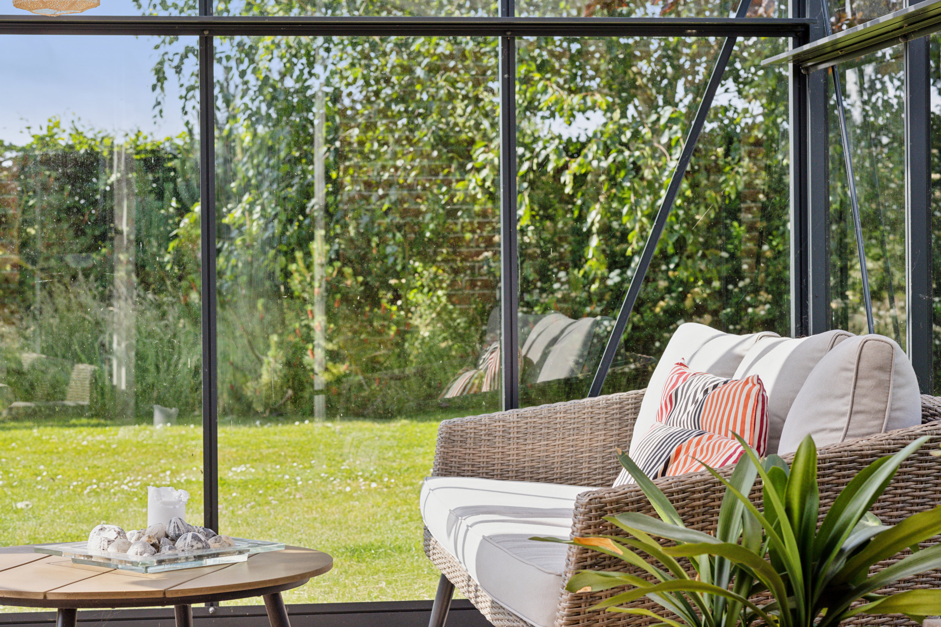 Fremhævet terrasse billede i fuldskærmstilstand. Billede af Dyrehegnet 15, 6300 Gråsten