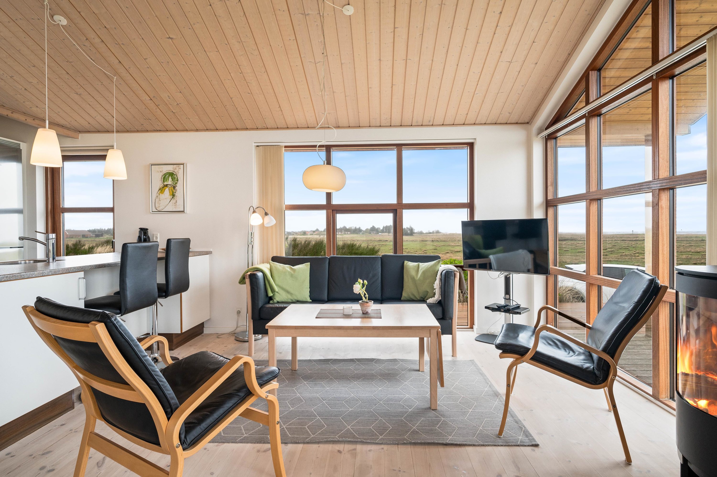 Fremhævet  billede i fuldskærmstilstand. Billede af Tornbjerrevej 10, Haurvig, 6960 Hvide Sande