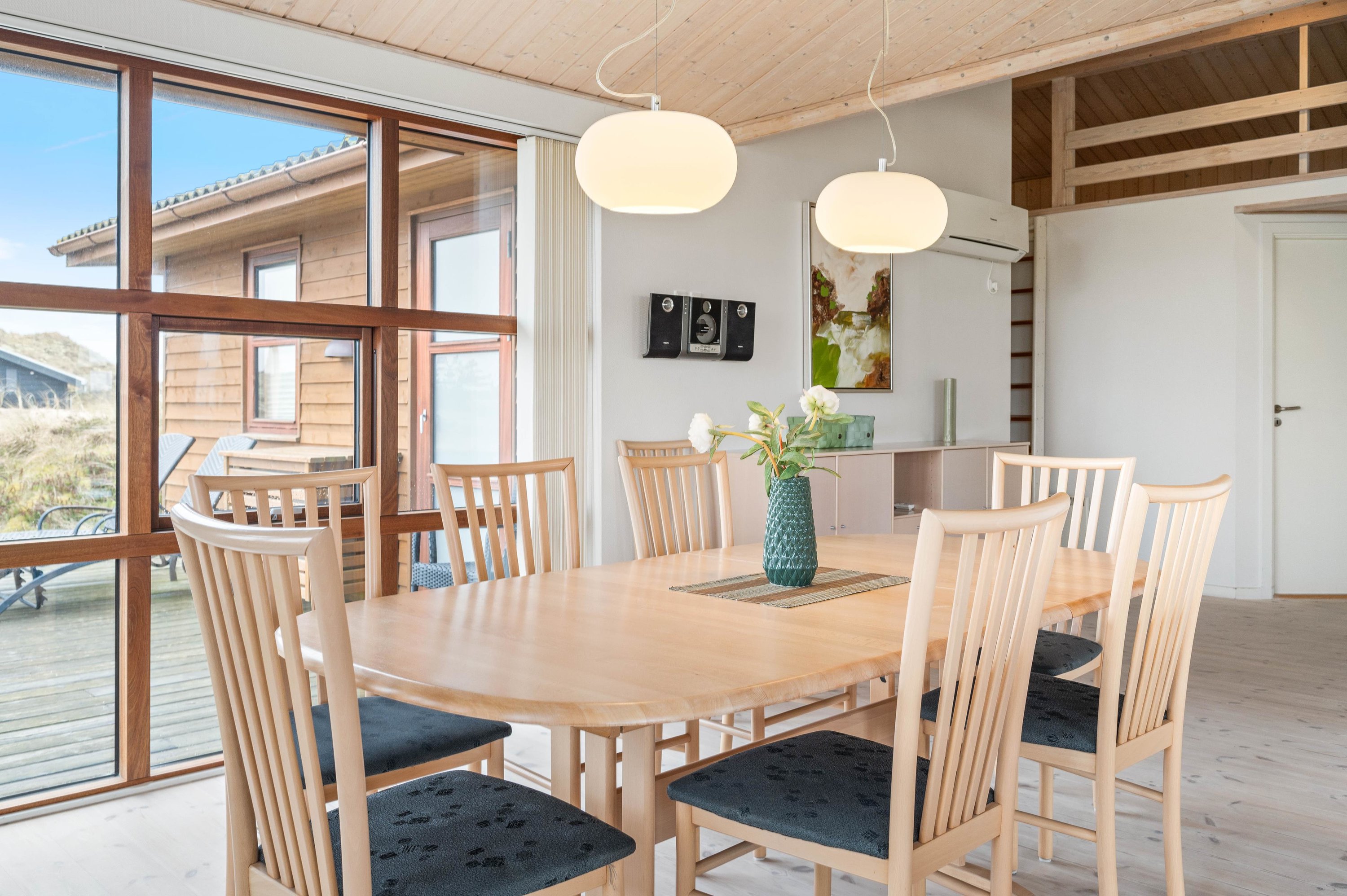 Fremhævet  billede i fuldskærmstilstand. Billede af Tornbjerrevej 10, Haurvig, 6960 Hvide Sande