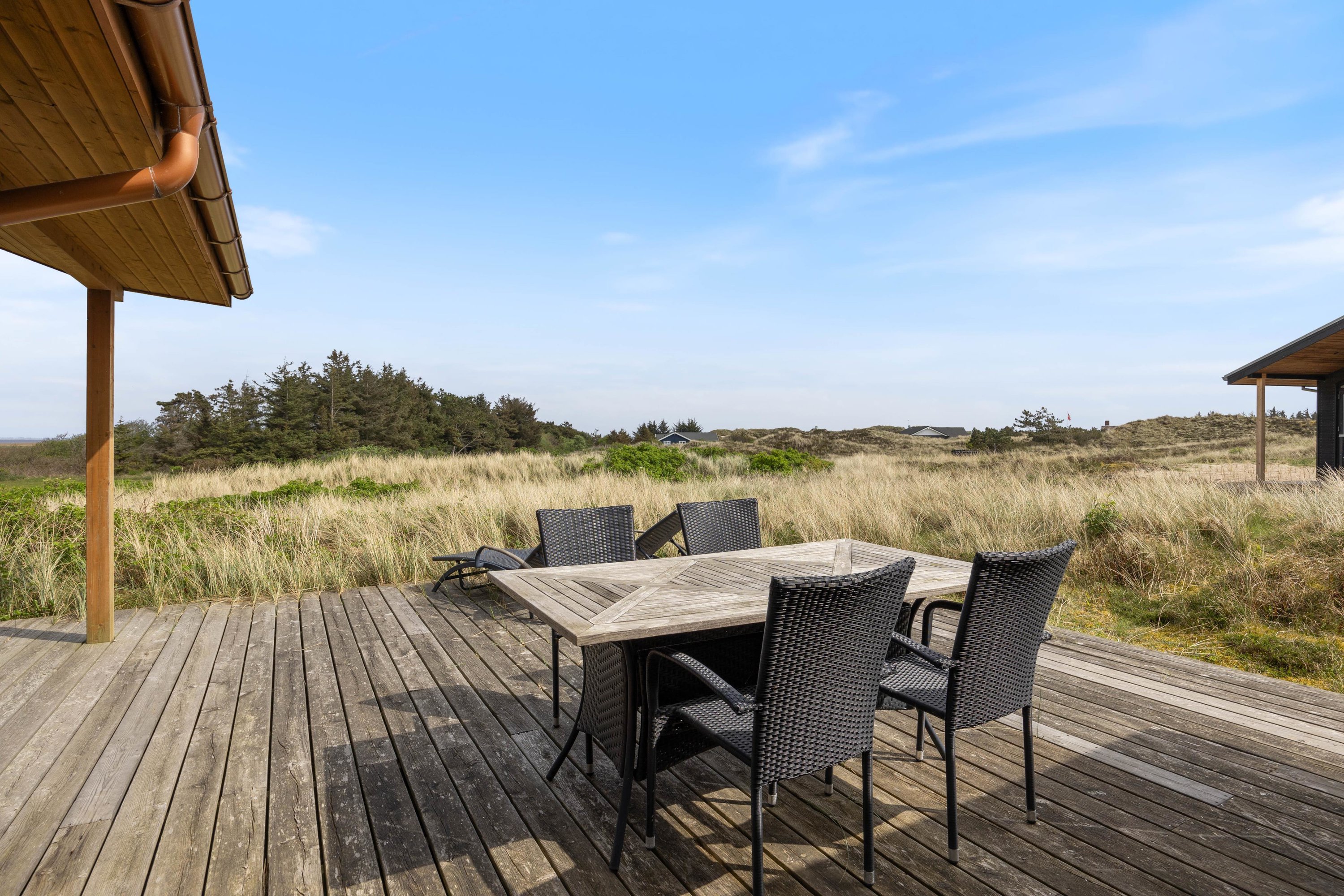 Fremhævet  billede i fuldskærmstilstand. Billede af Tornbjerrevej 10, Haurvig, 6960 Hvide Sande