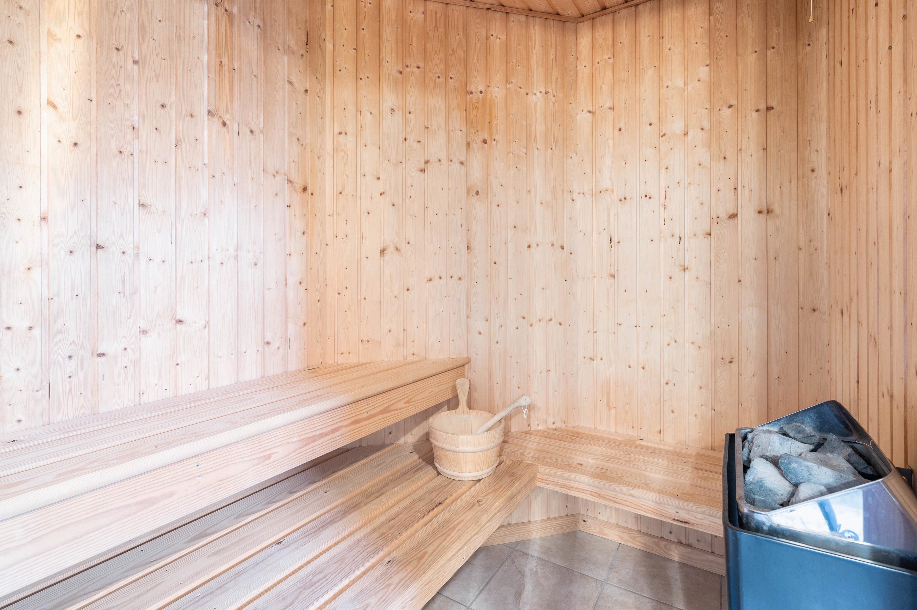 Fremhævet  billede i fuldskærmstilstand. Billede af Tornbjerrevej 10, Haurvig, 6960 Hvide Sande