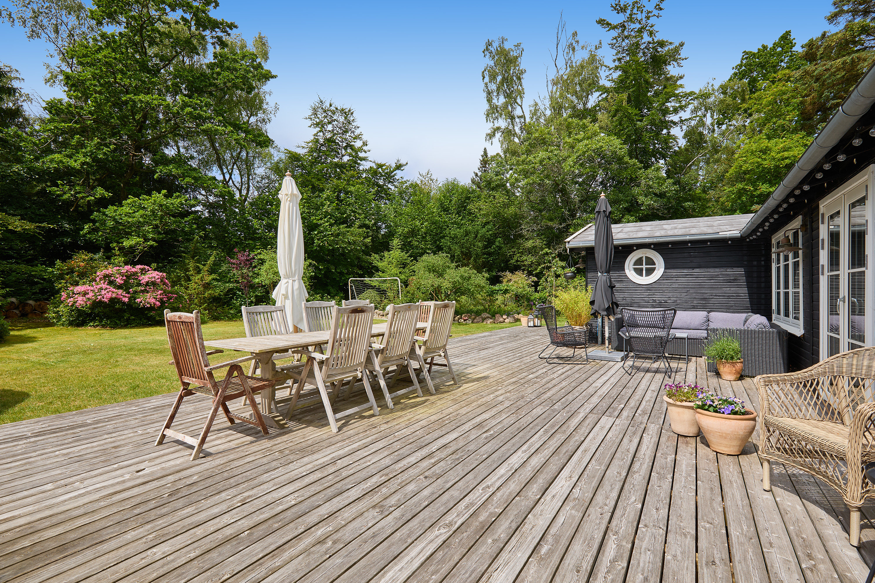 Fremhævet terrasse billede i fuldskærmstilstand. Billede af Tvede Linds Vej 7, Tibirke Sand, 3300 Frederiksværk