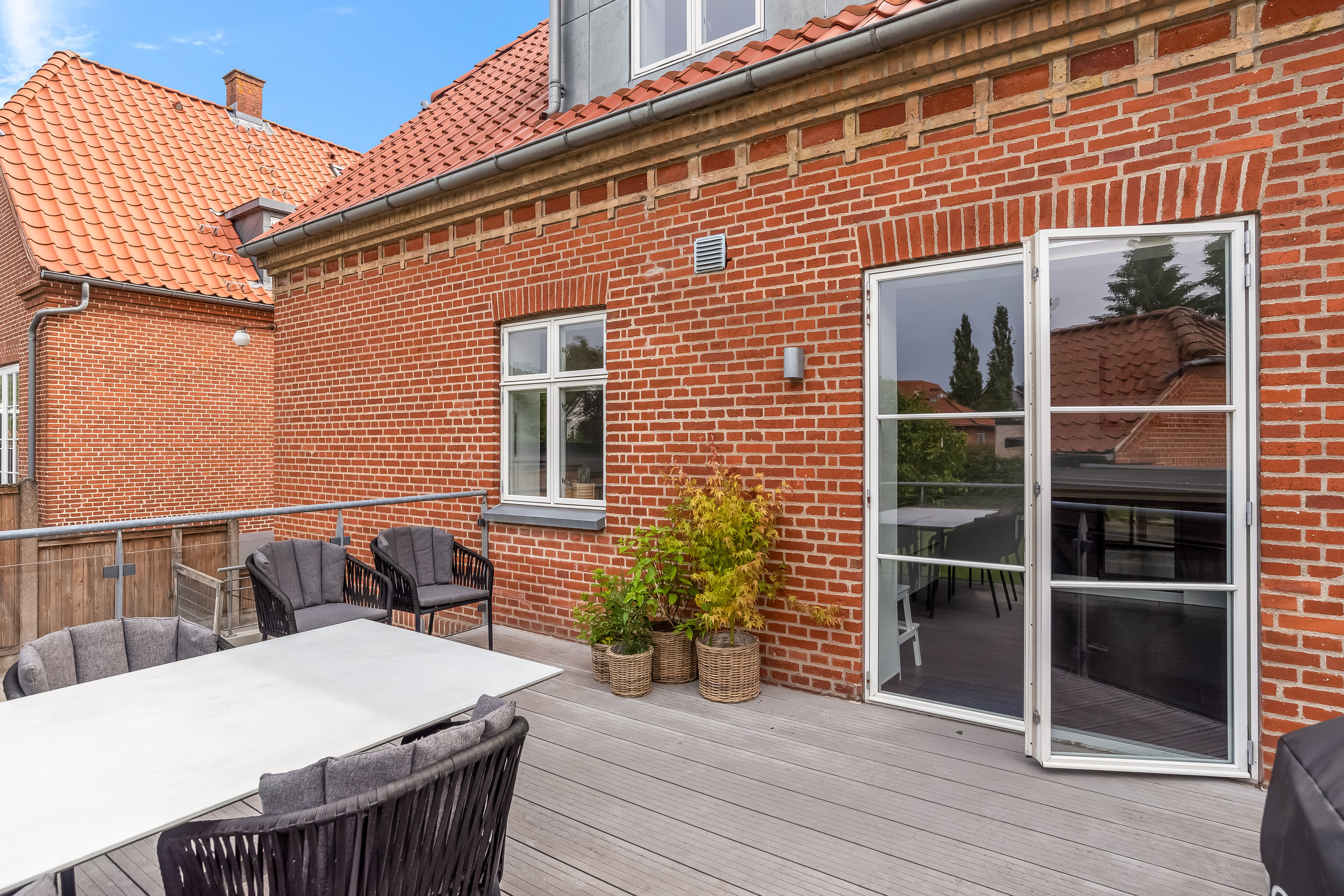 Fremhævet terrasse billede i fuldskærmstilstand. Billede af Åglimt 12, 7500 Holstebro