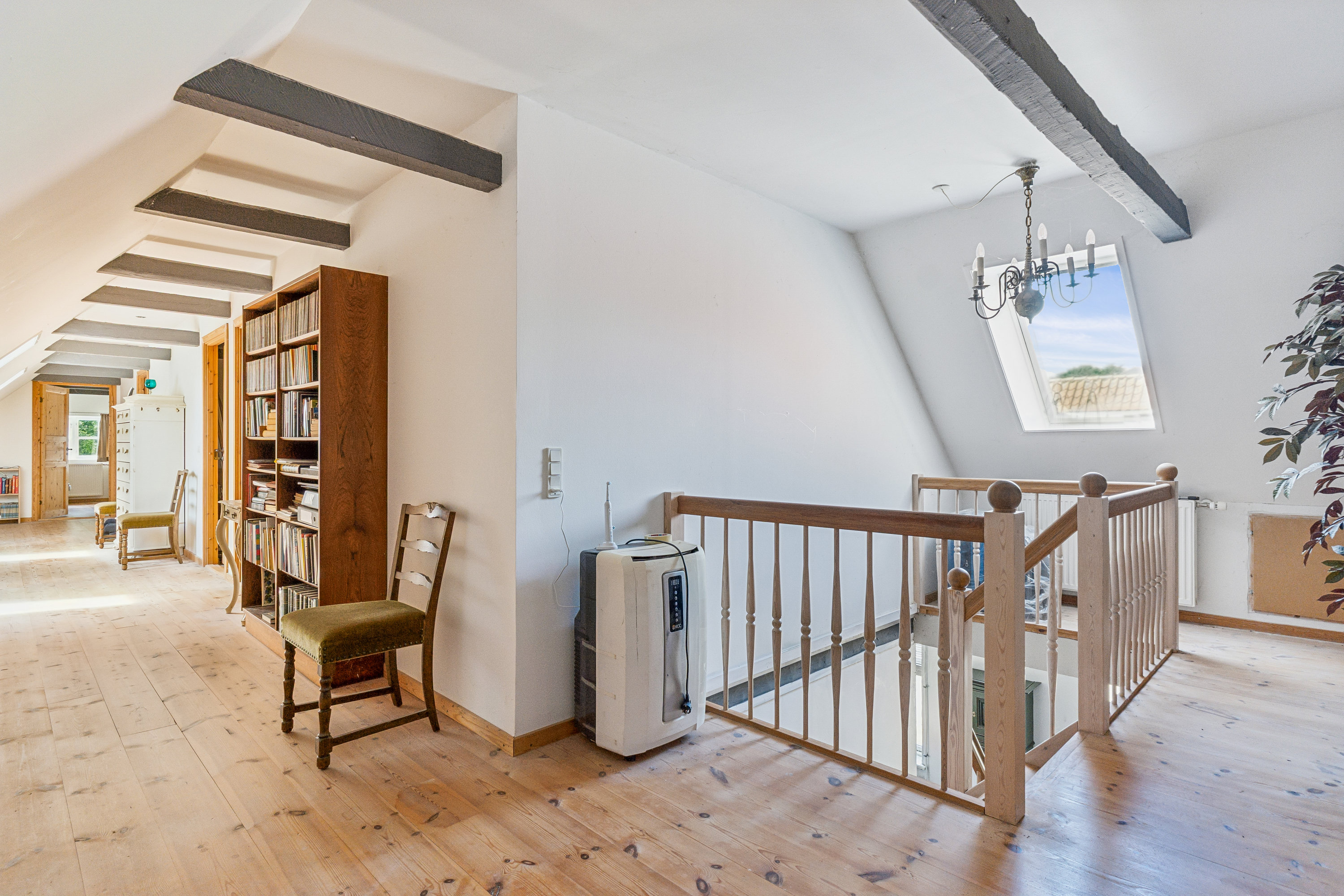 Fremhævet stue billede i fuldskærmstilstand. Billede af Vinde Helsingevej 38, 4281 Gørlev