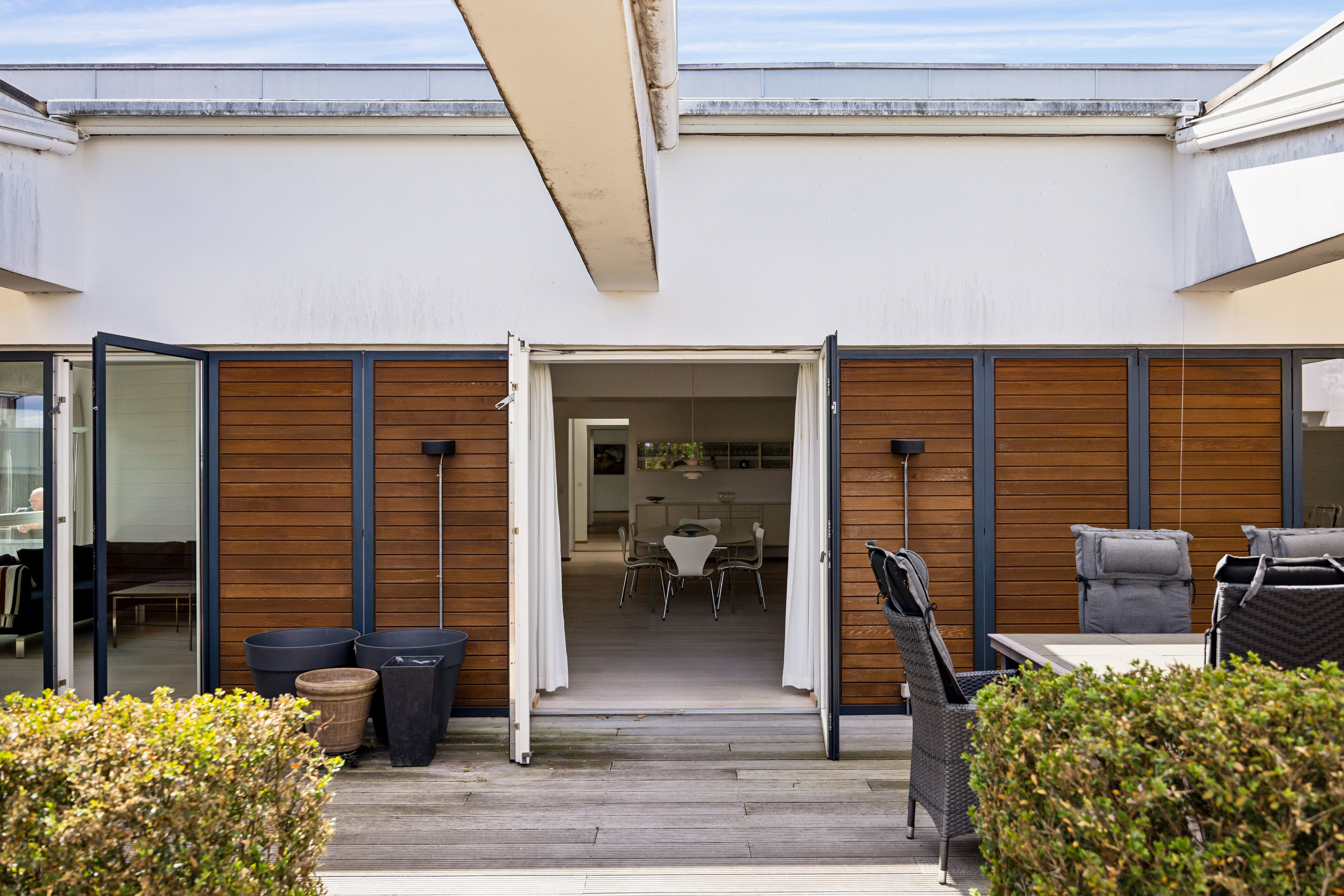 Fremhævet ejendom 1 billede i fuldskærmstilstand. Billede af Gentoftegade 35, 2. 1., 2820 Gentofte