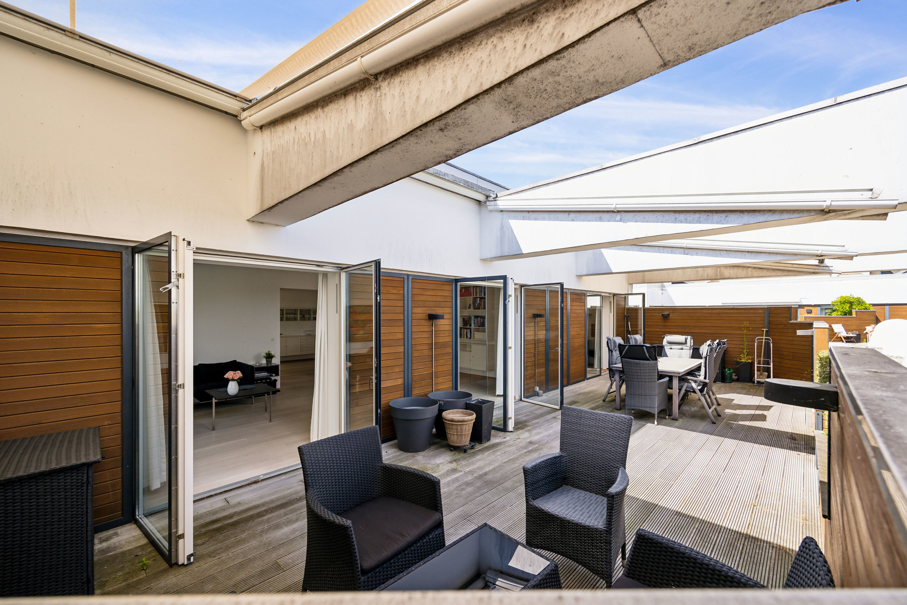 Fremhævet terrasse billede i fuldskærmstilstand. Billede af Gentoftegade 35, 2. 1., 2820 Gentofte