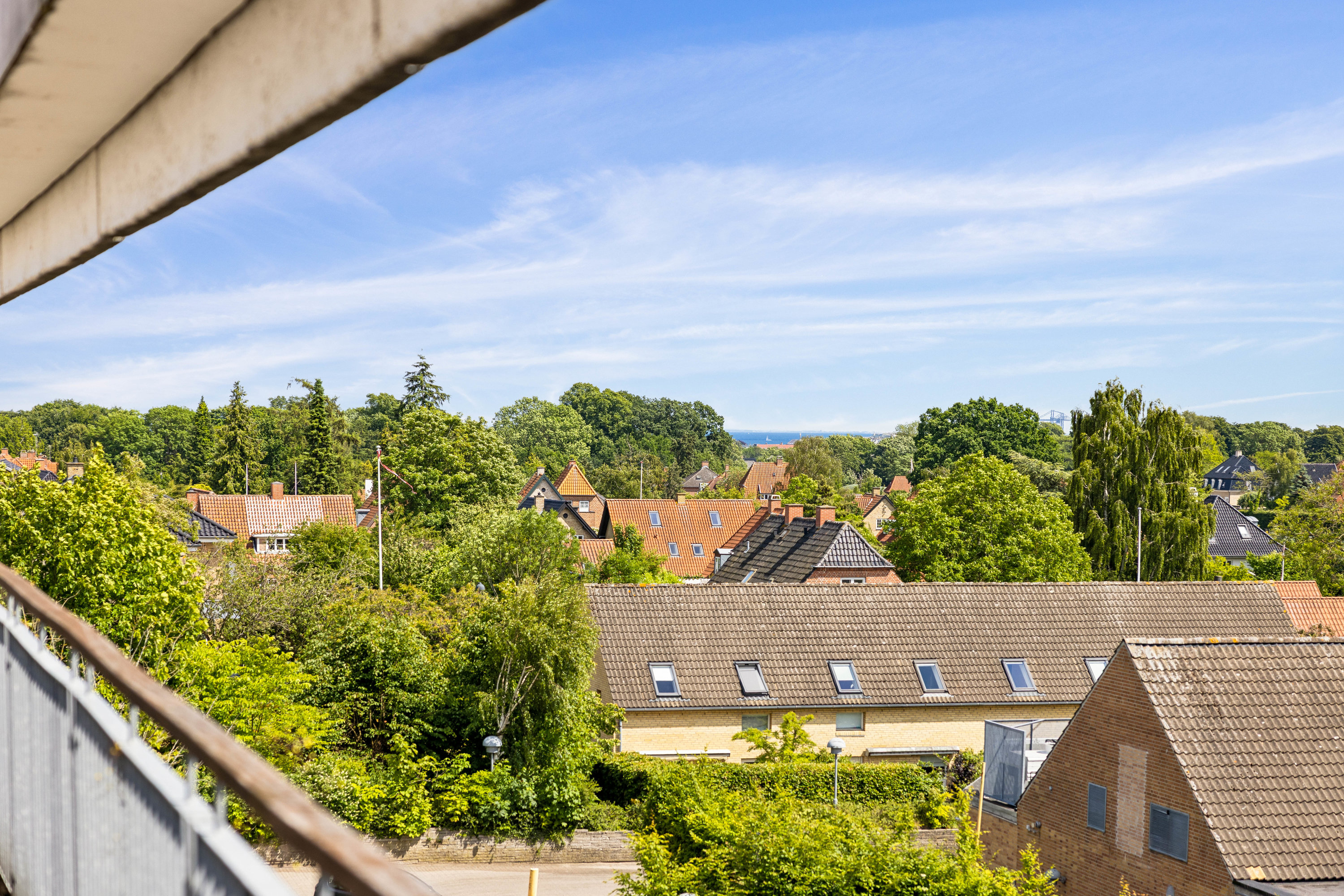 Fremhævet udsigt billede i fuldskærmstilstand. Billede af Gentoftegade 35, 2. 1., 2820 Gentofte