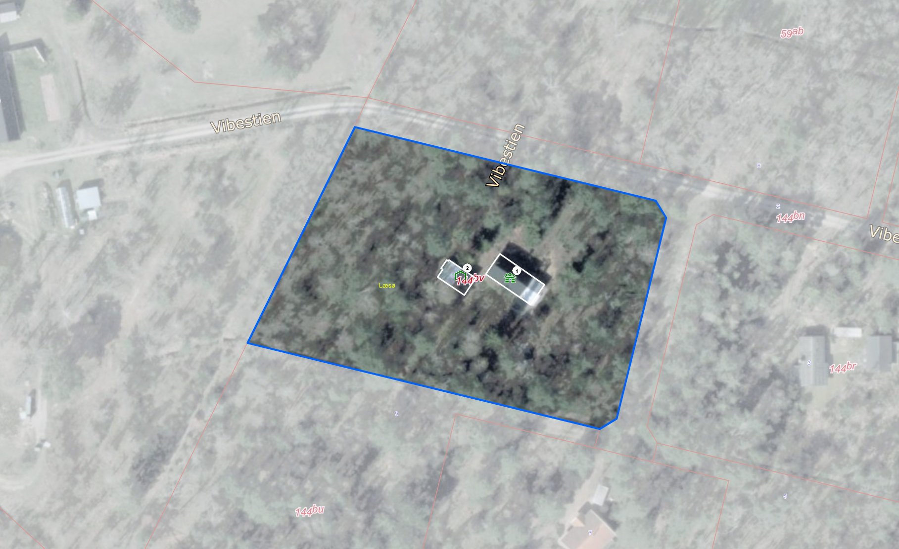 Fremhævet street view billede i fuldskærmstilstand. Billede af Vibestien 11, Byrum, 9940 Læsø