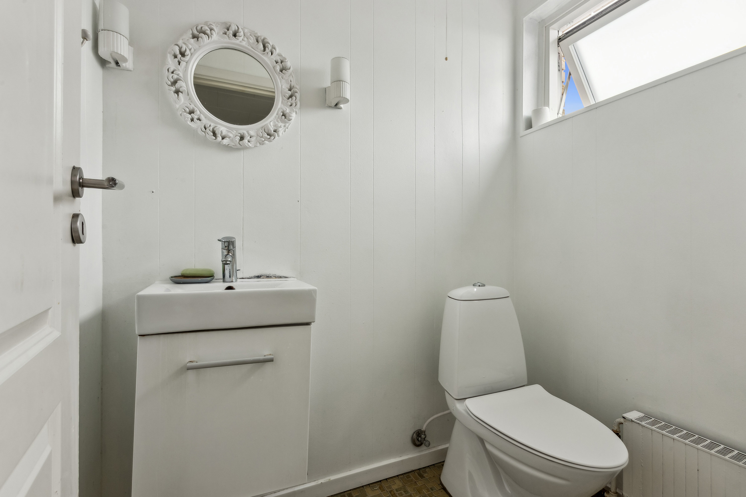 Fremhævet badeværelse billede i fuldskærmstilstand. Billede af Alkmaar Alle 9, 2791 Dragør