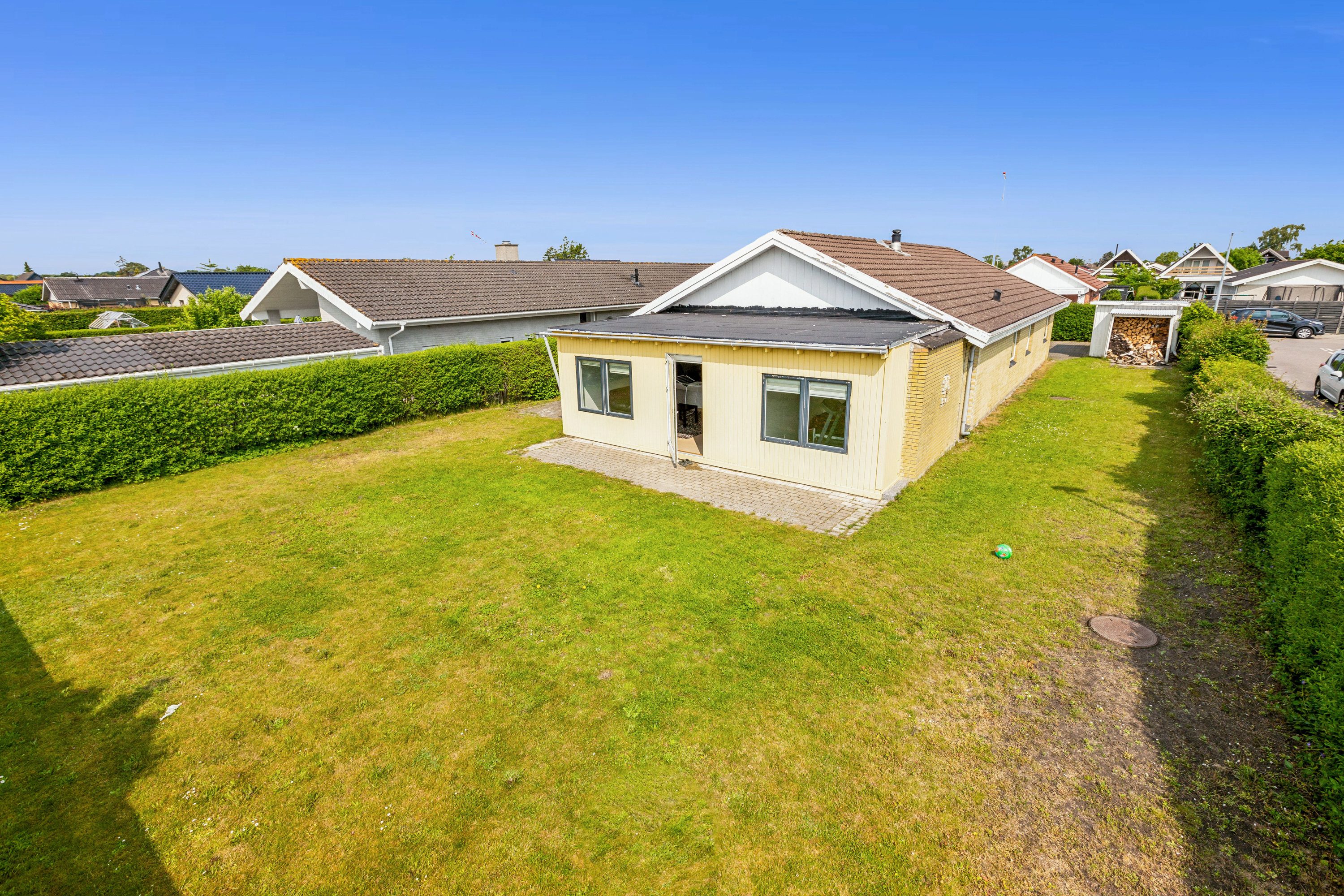 Fremhævet ejendom 1 billede i fuldskærmstilstand. Billede af Alkmaar Alle 9, 2791 Dragør