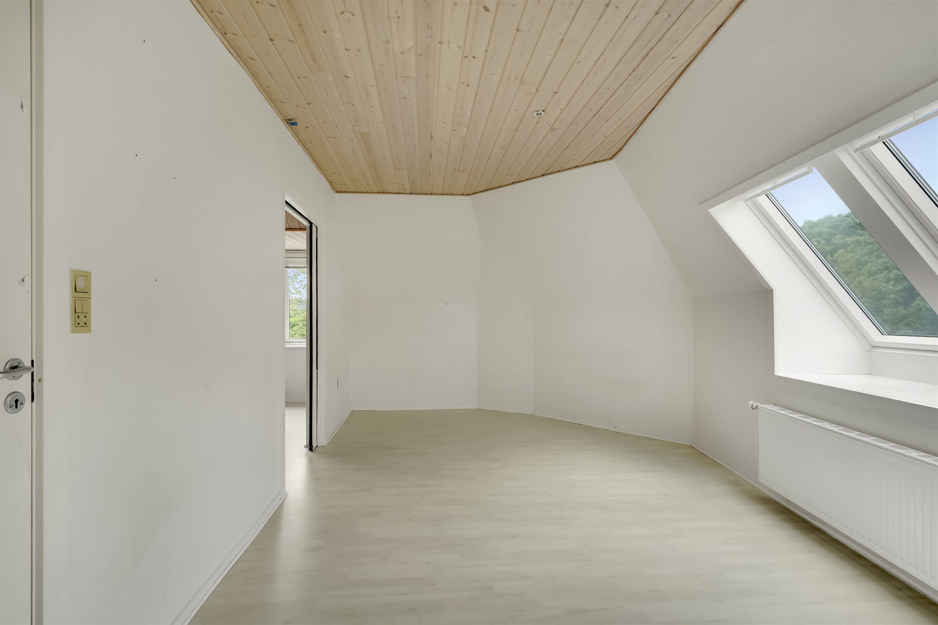 Fremhævet værelse billede i fuldskærmstilstand. Billede af Kirkegade 209A, 6700 Esbjerg