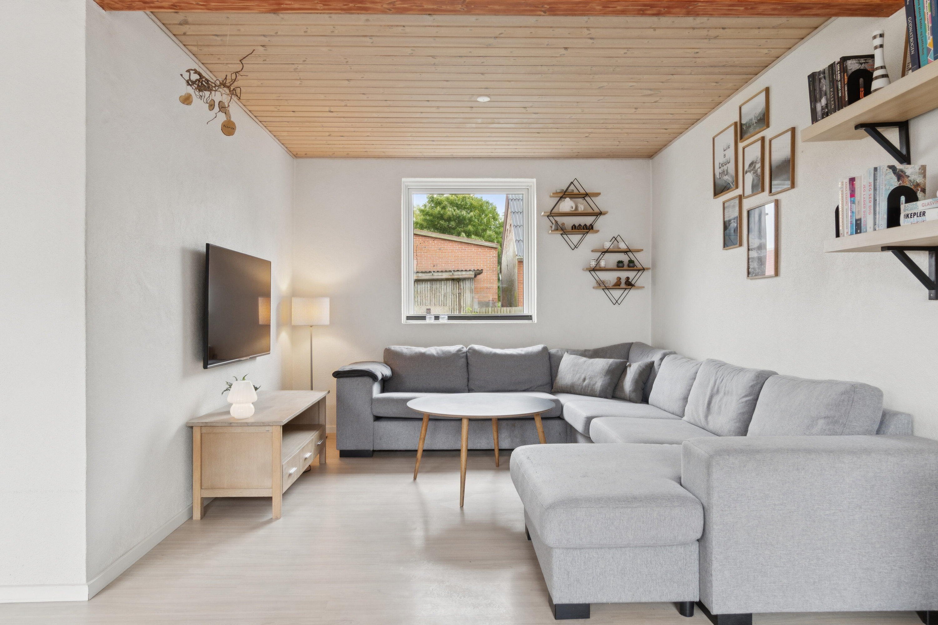 Miniaturebillede 2: stue. Billede af Hovedgaden 57, 7752 Snedsted