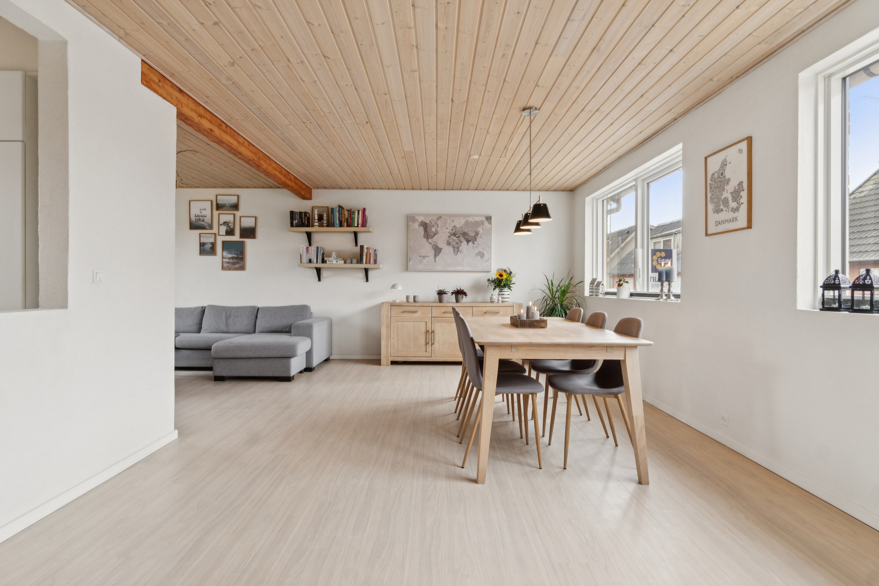 Fremhævet spisestue billede i fuldskærmstilstand. Billede af Hovedgaden 57, 7752 Snedsted