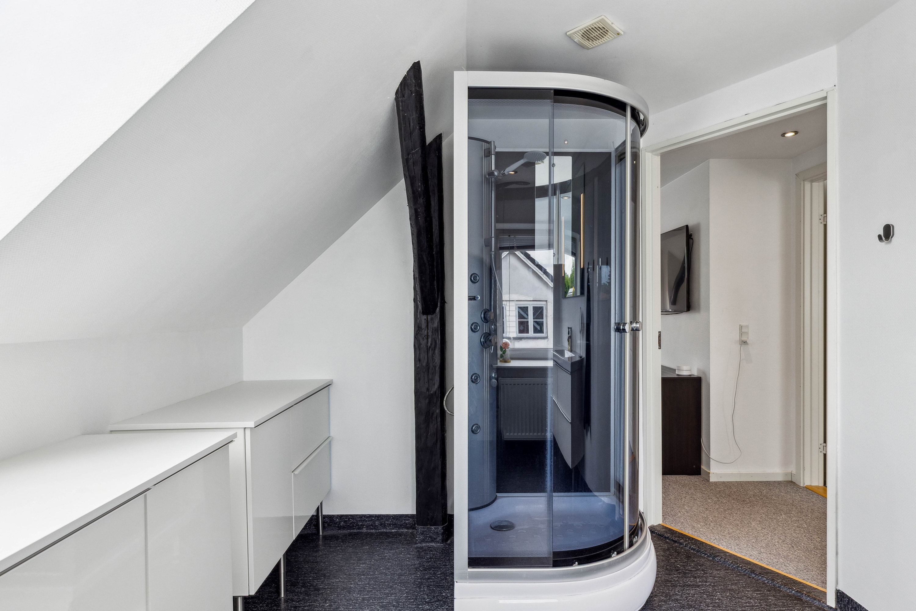 Fremhævet badeværelse billede i fuldskærmstilstand. Billede af Kværsgade 38, Kværs, 6300 Gråsten