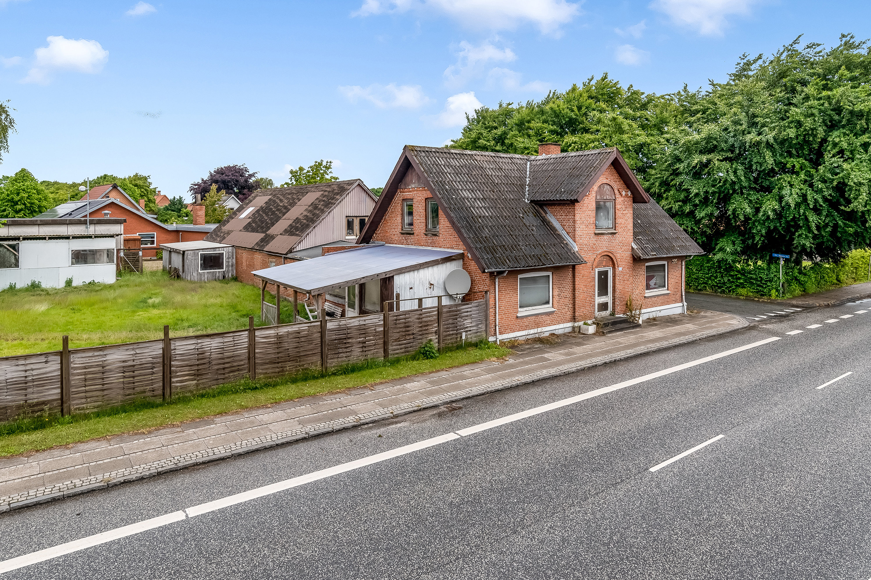 Fremhævet ejendommen billede i fuldskærmstilstand. Billede af Viborgvej 225, Skave, 7500 Holstebro