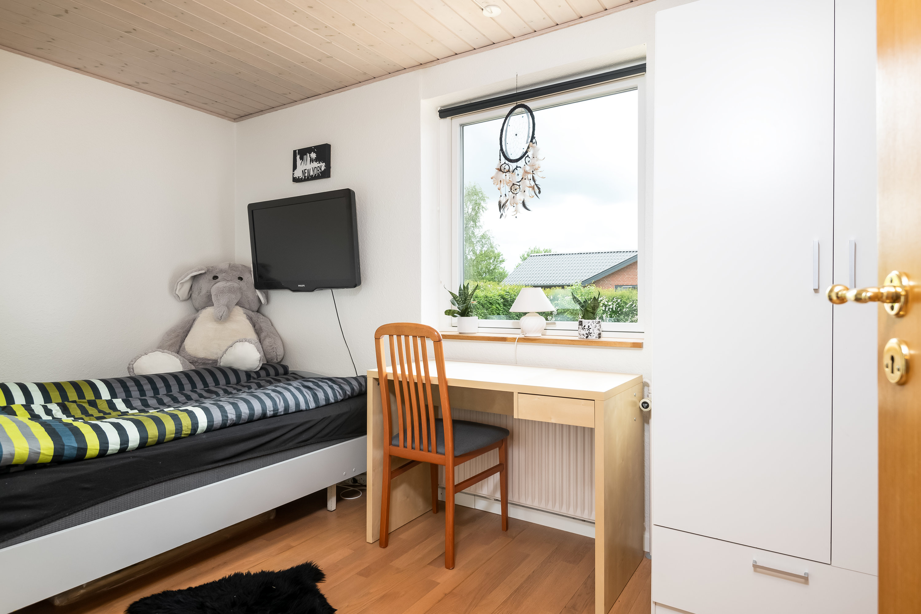 Fremhævet  billede i fuldskærmstilstand. Billede af Blomstervænget 11, 9750 Østervrå