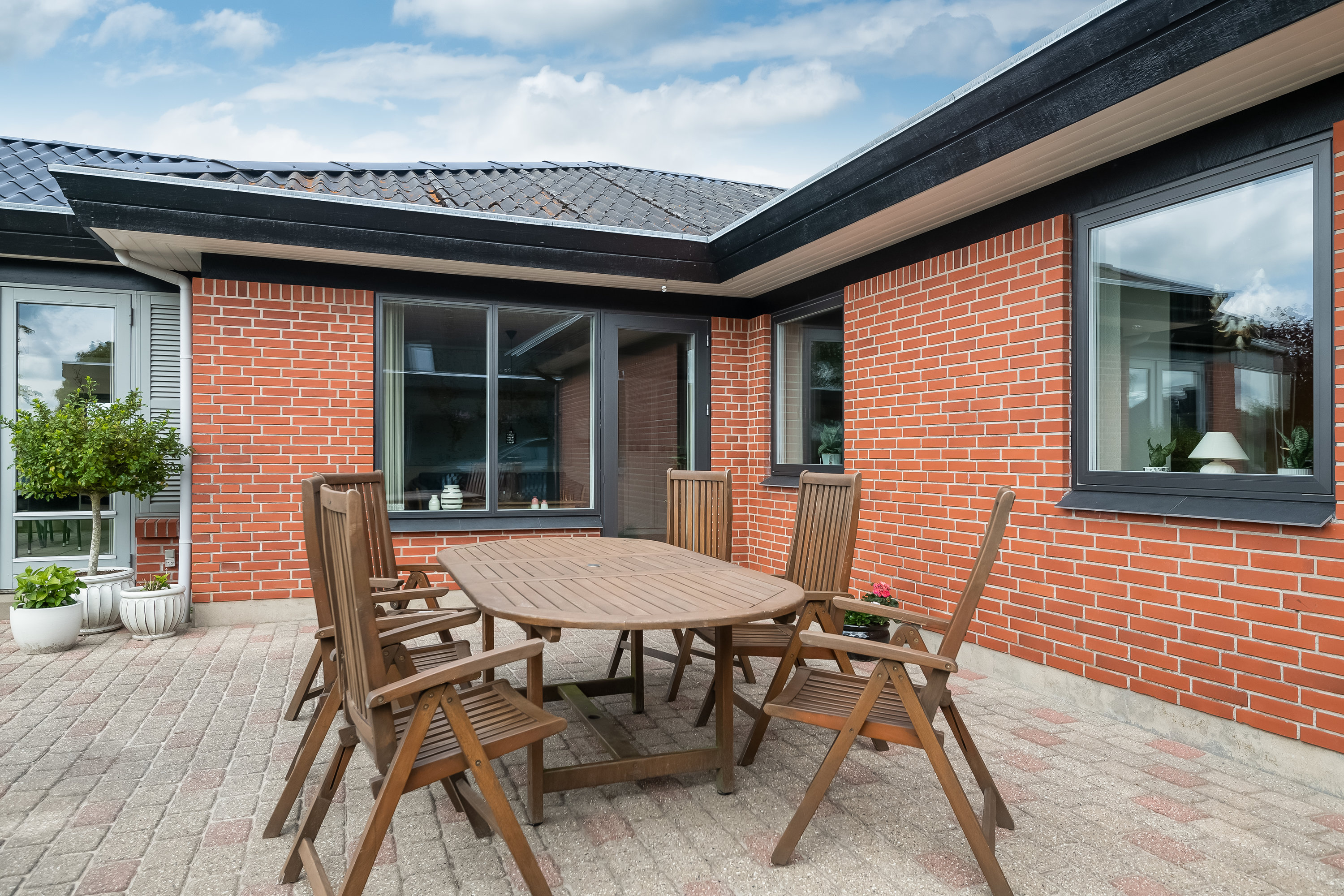 Fremhævet  billede i fuldskærmstilstand. Billede af Blomstervænget 11, 9750 Østervrå