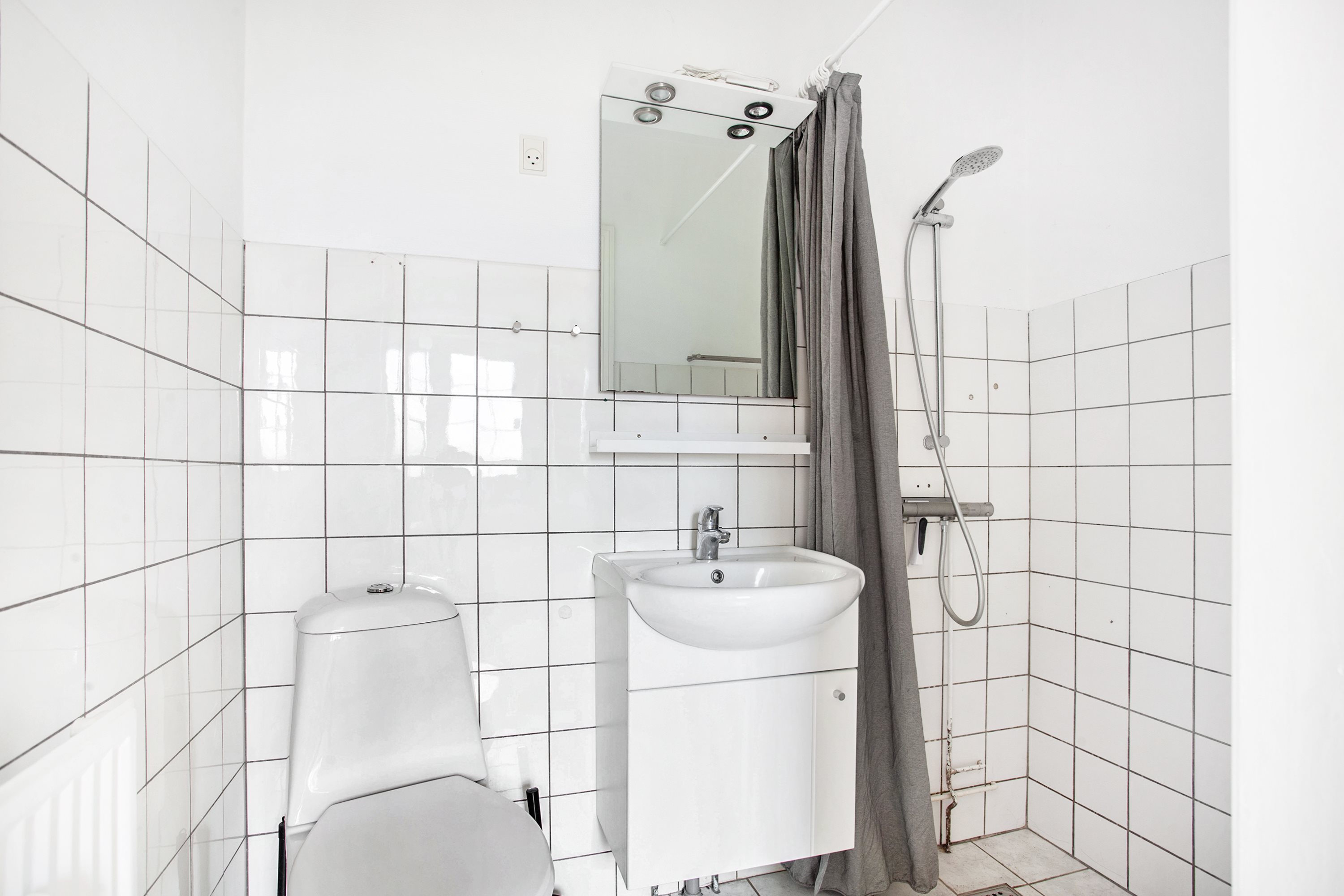 Fremhævet badeværelse billede i fuldskærmstilstand. Billede af Vesterø Havnegade 95, Vesterø Havn, 9940 Læsø