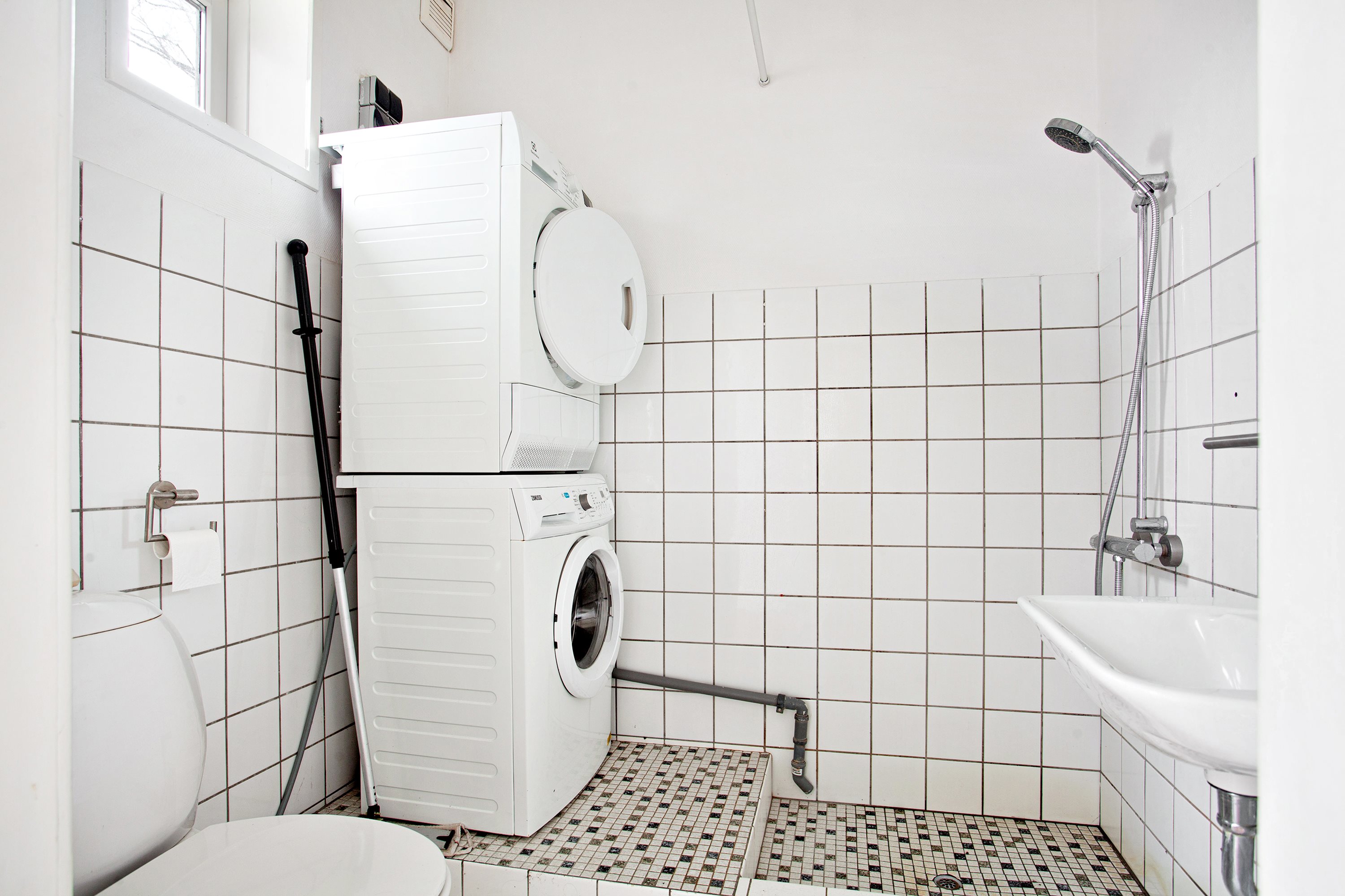 Fremhævet badeværelse billede i fuldskærmstilstand. Billede af Vesterø Havnegade 95, Vesterø Havn, 9940 Læsø