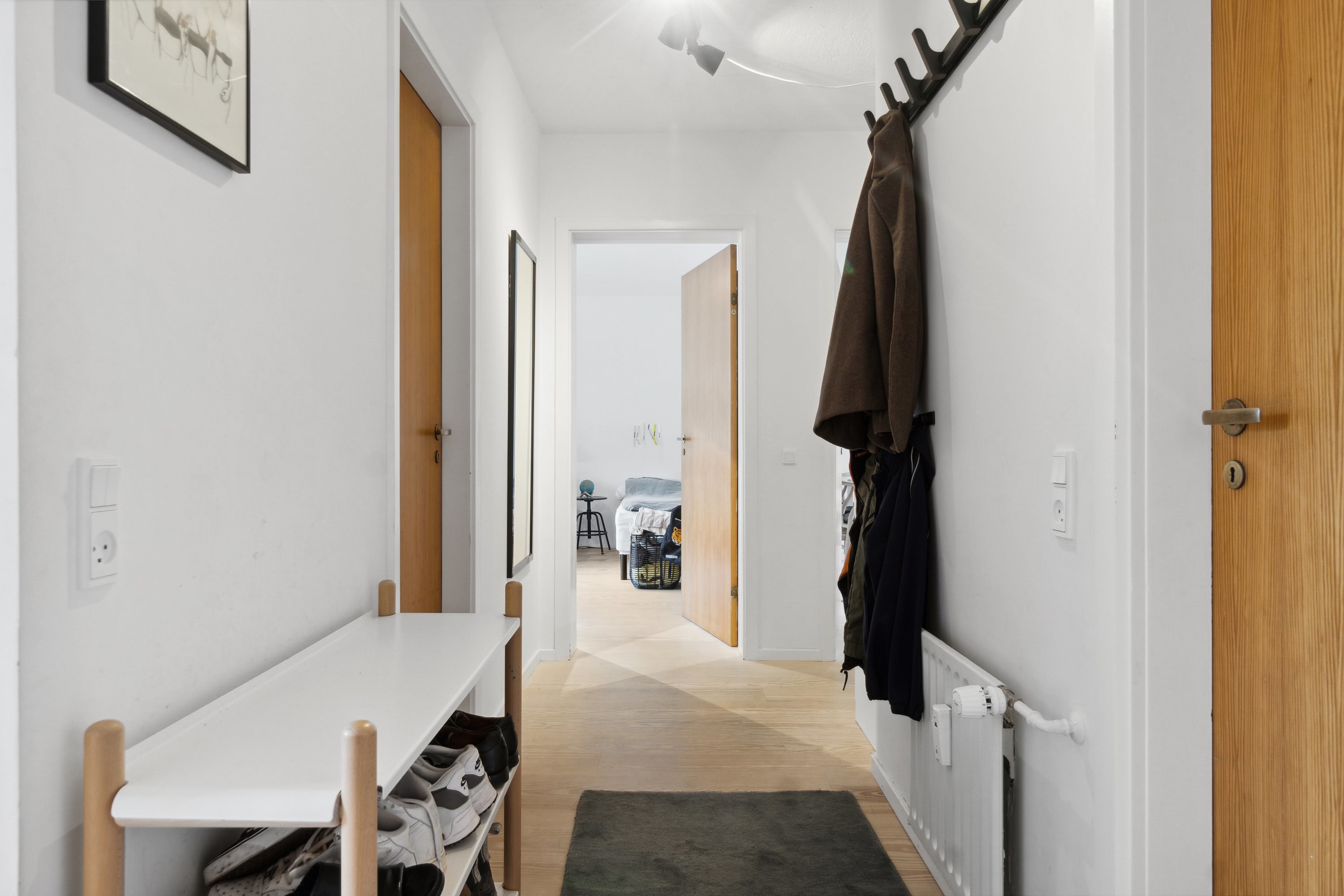 Fremhævet entré billede i fuldskærmstilstand. Billede af Emiliehøj 17, st.. tv., 8270 Højbjerg