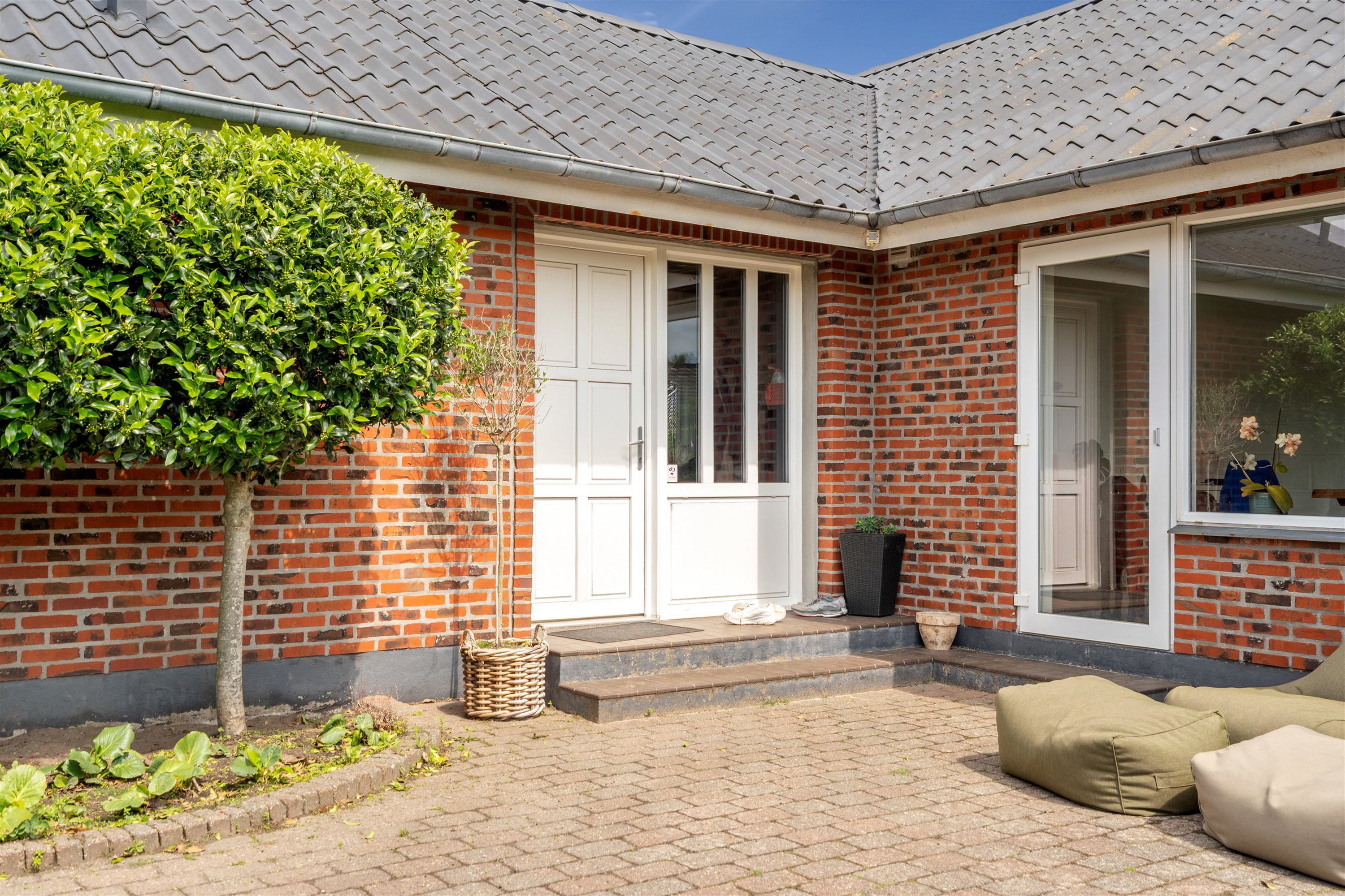 Miniaturebillede 1: ejendommen. Billede af Ålykken 7, 6710 Esbjerg V