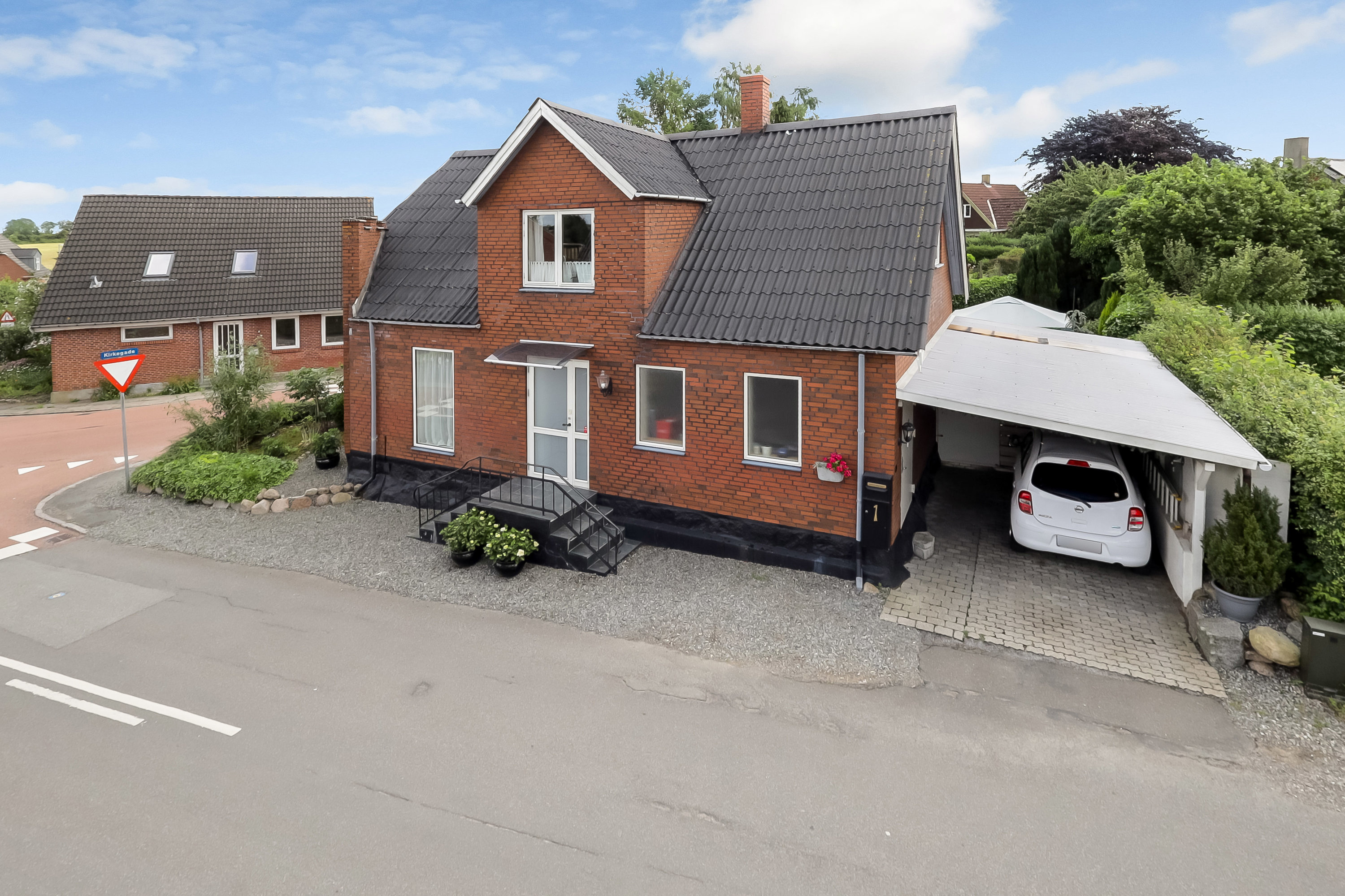 Villa: Ejendommen på Søndergade 1, 5884 Gudme