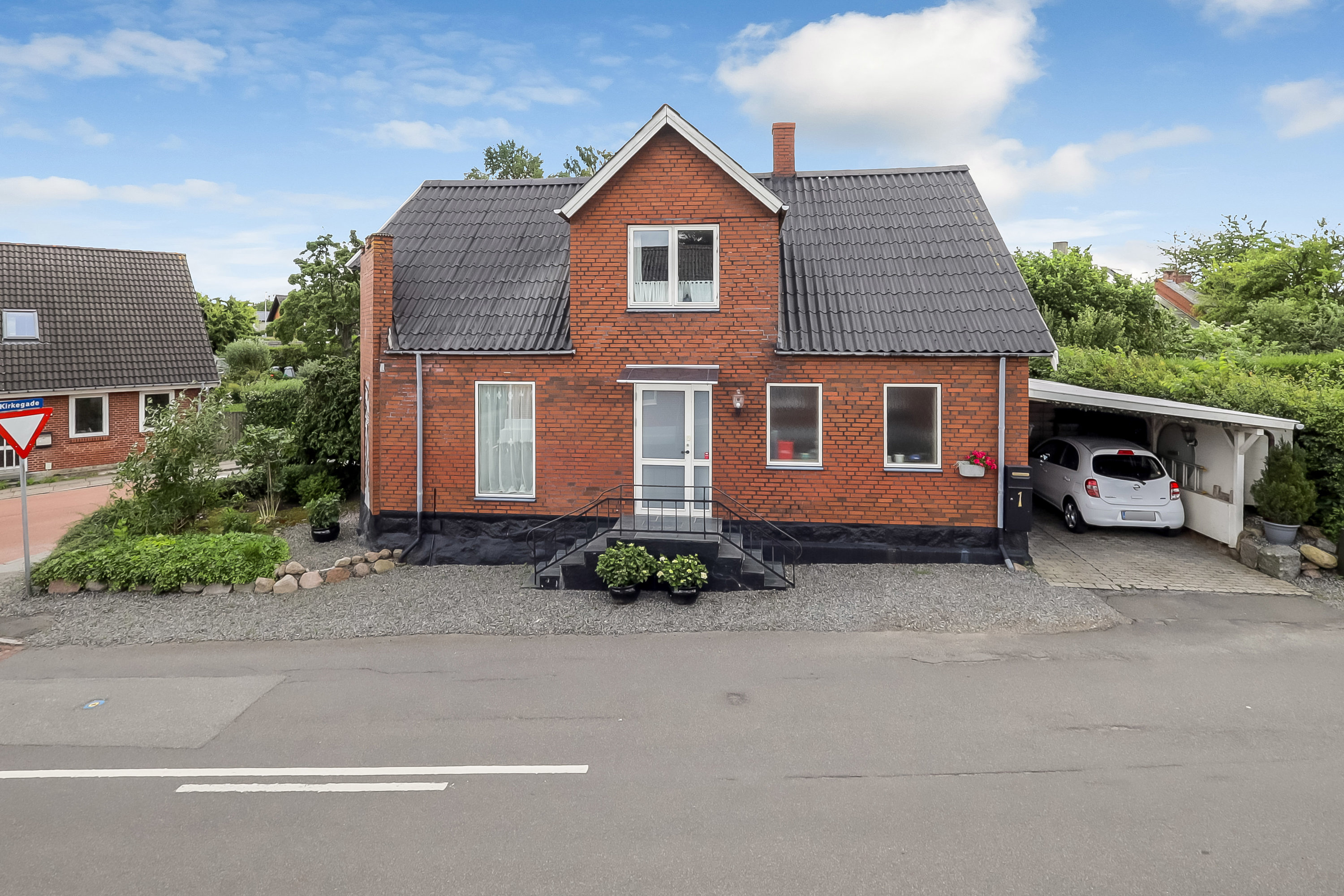 Fremhævet ejendommen billede i fuldskærmstilstand. Billede af Søndergade 1, 5884 Gudme