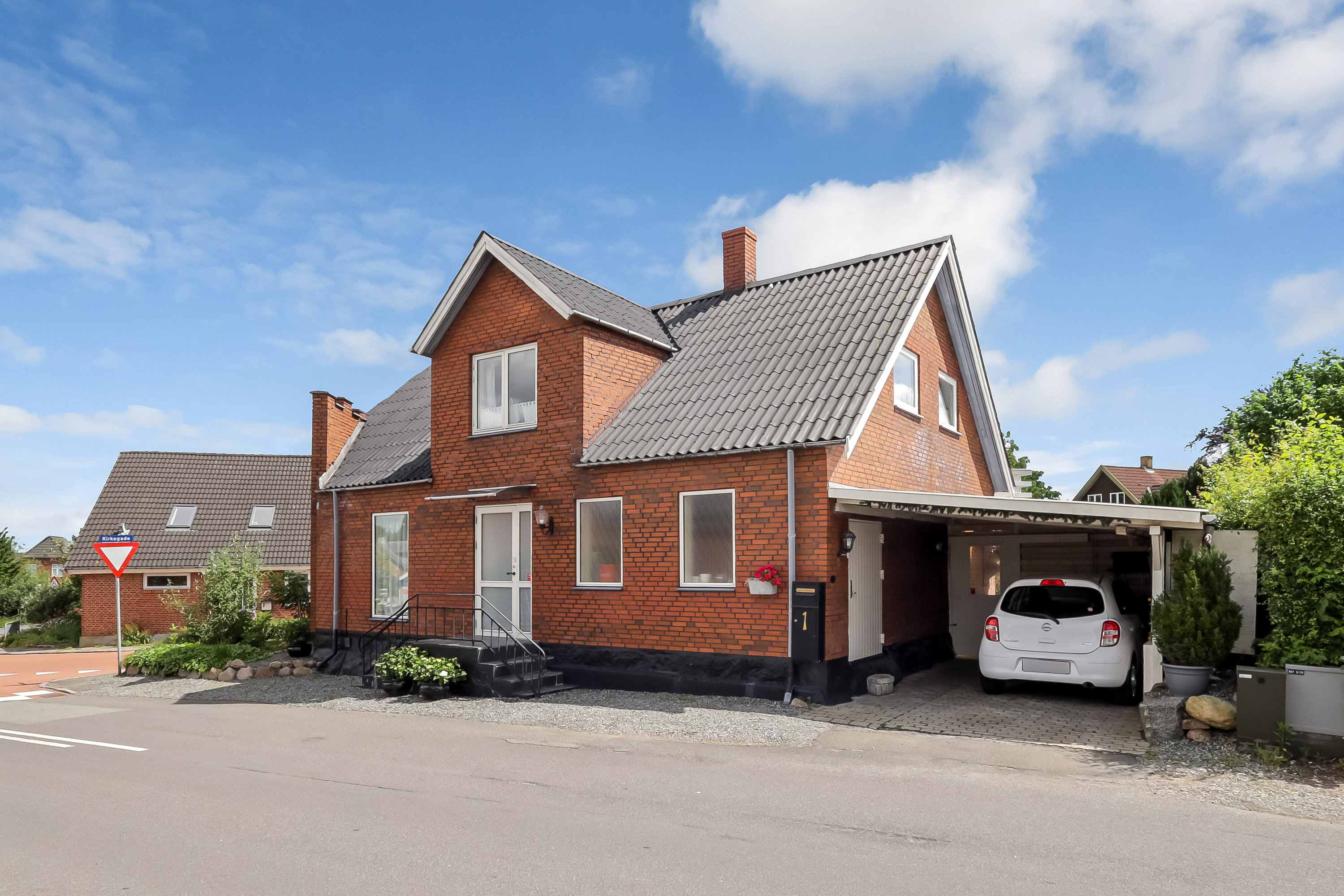 Fremhævet ejendommen billede i fuldskærmstilstand. Billede af Søndergade 1, 5884 Gudme