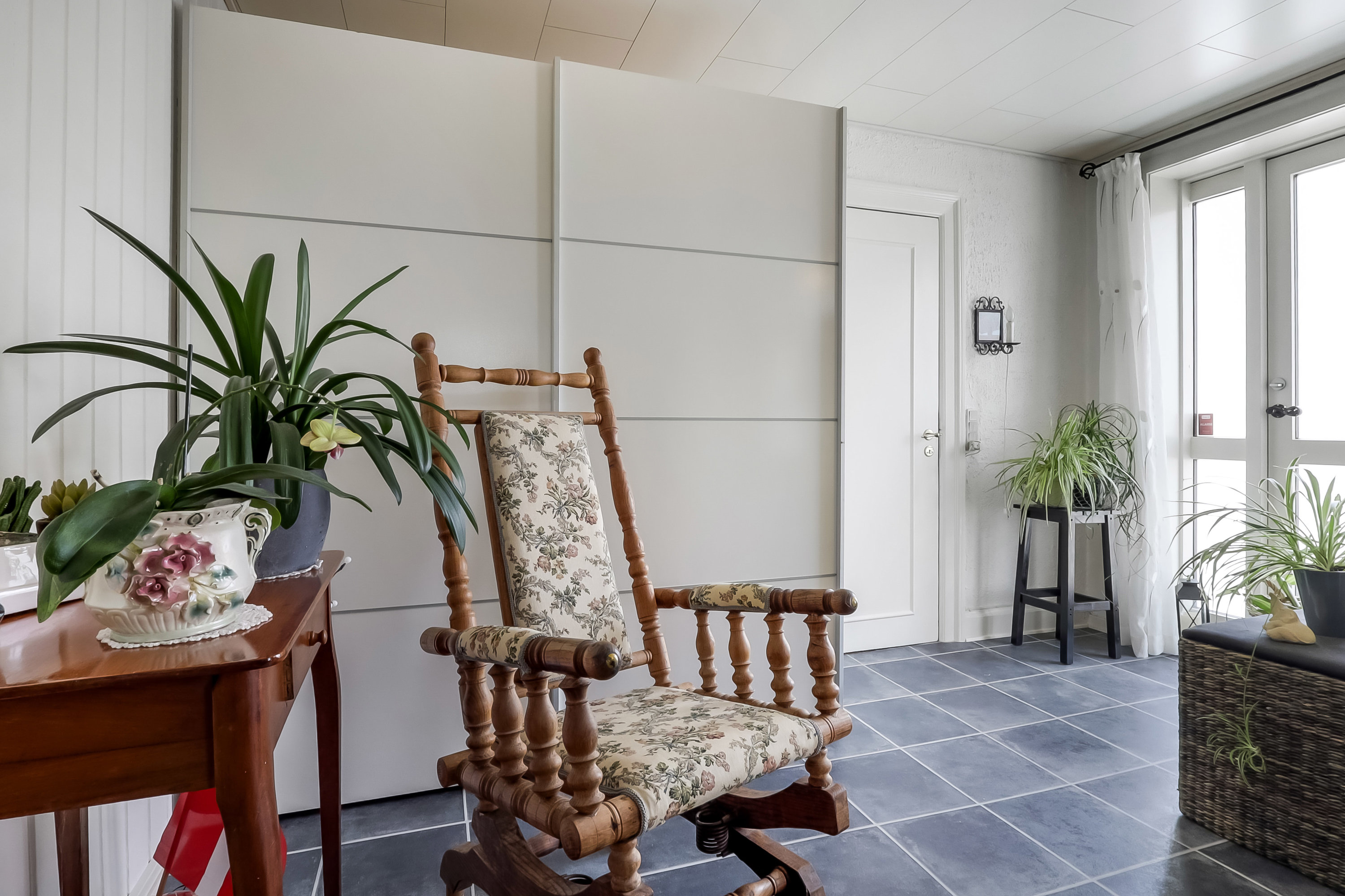 Fremhævet stue billede i fuldskærmstilstand. Billede af Søndergade 1, 5884 Gudme