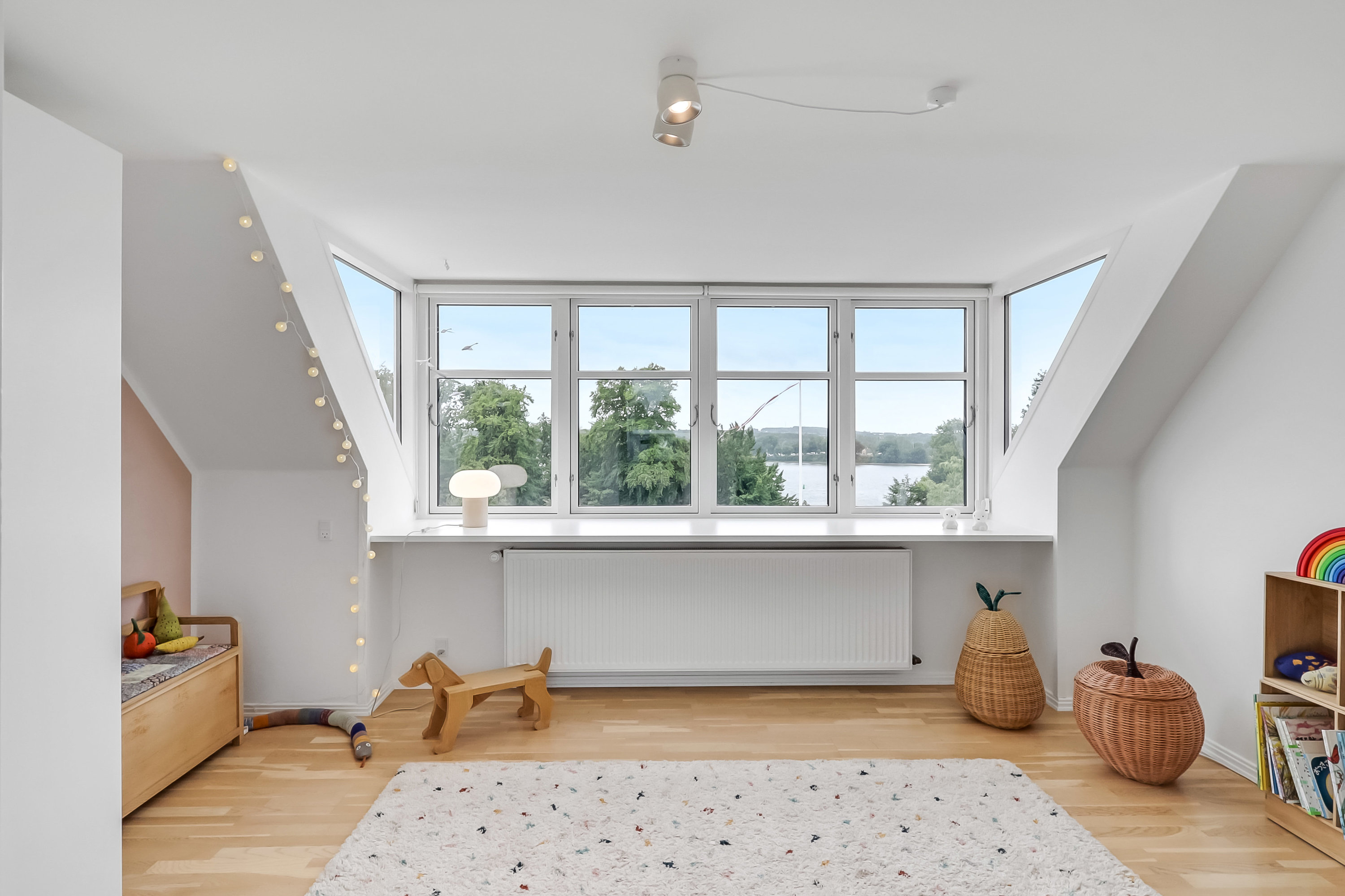 Fremhævet værelse billede i fuldskærmstilstand. Billede af Klampenborgvej 26, 5700 Svendborg