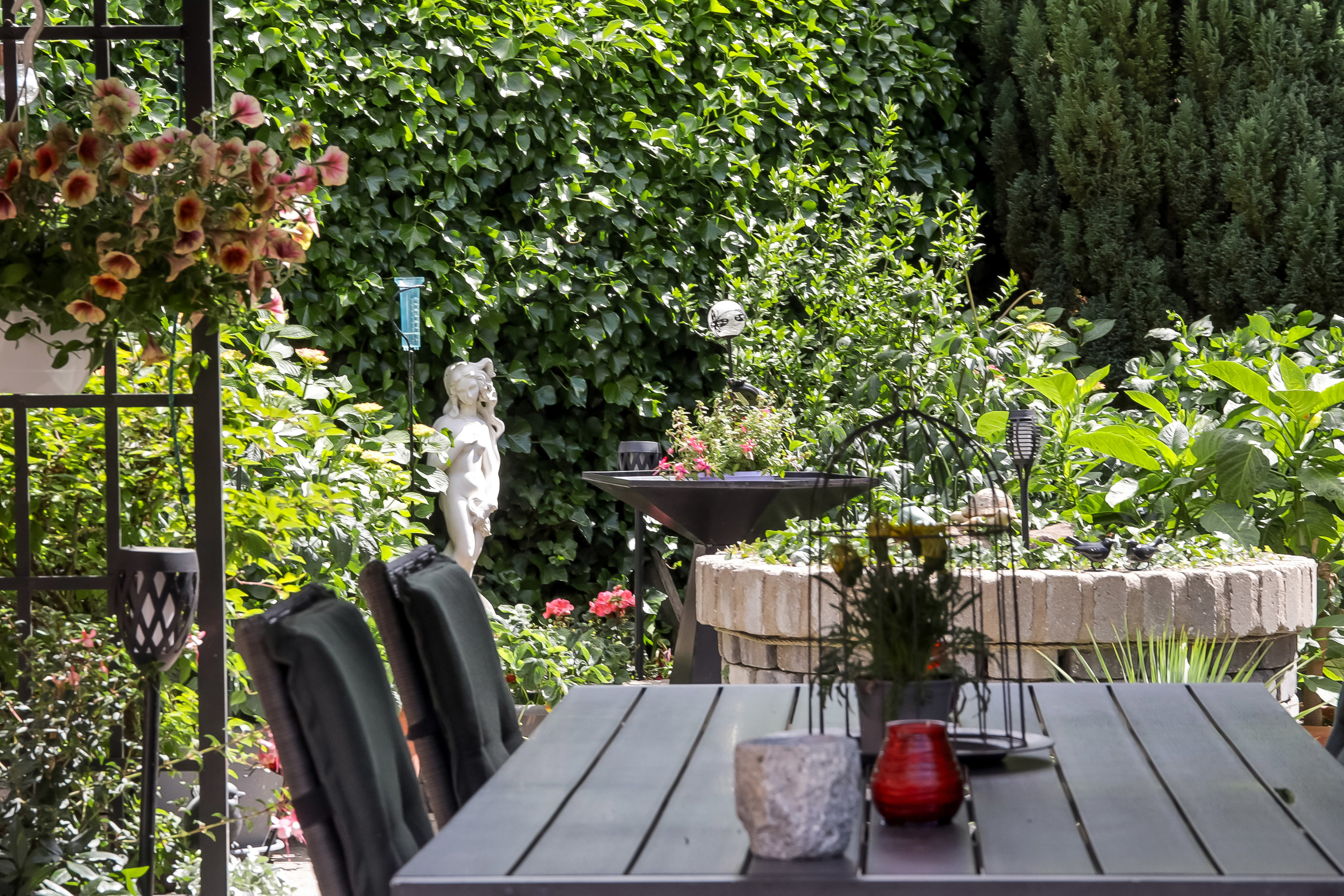 Fremhævet terrasse billede i fuldskærmstilstand. Billede af Søndergade 1, 5884 Gudme