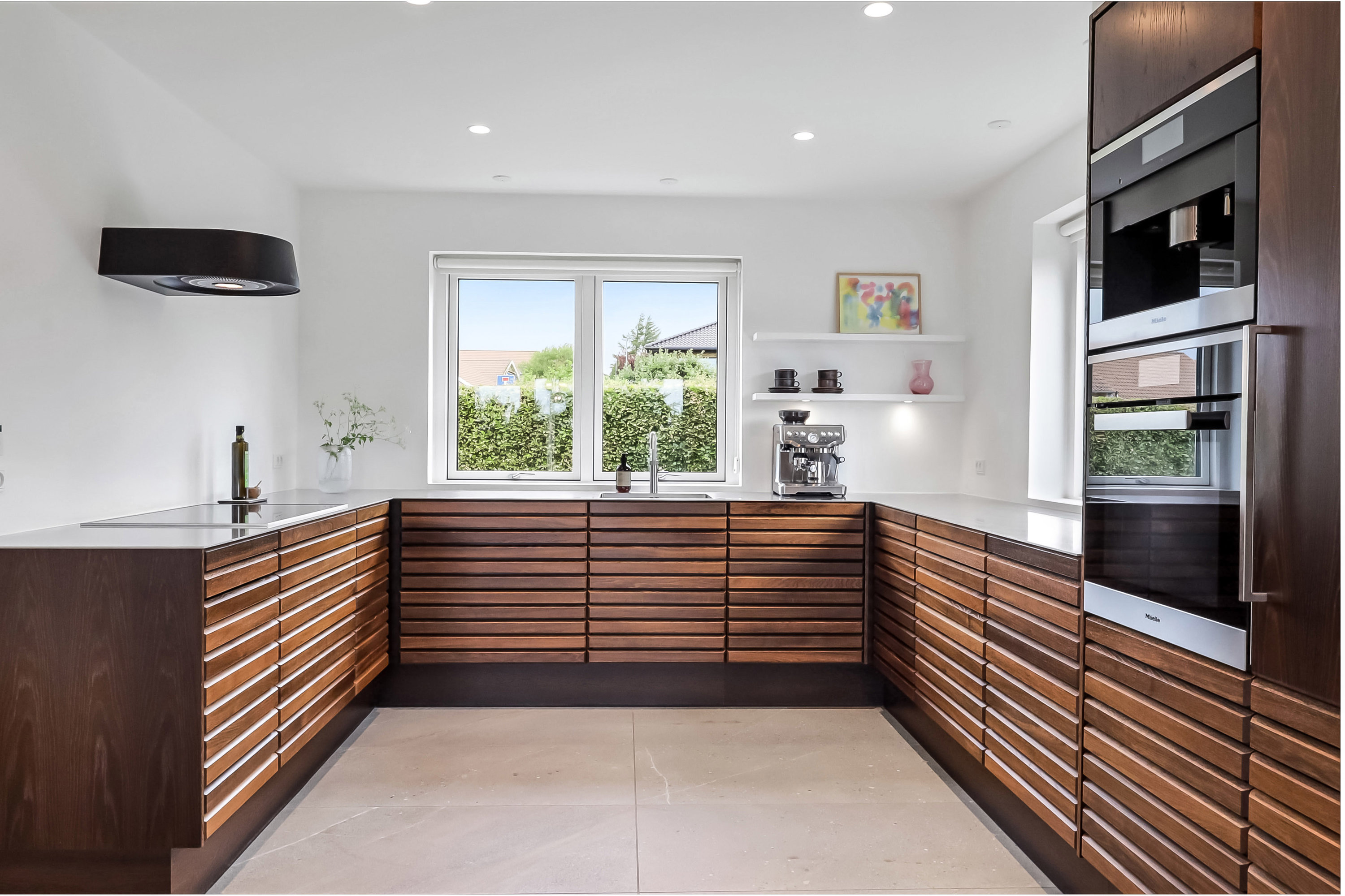 Fremhævet køkken billede i fuldskærmstilstand. Billede af Klampenborgvej 26, 5700 Svendborg