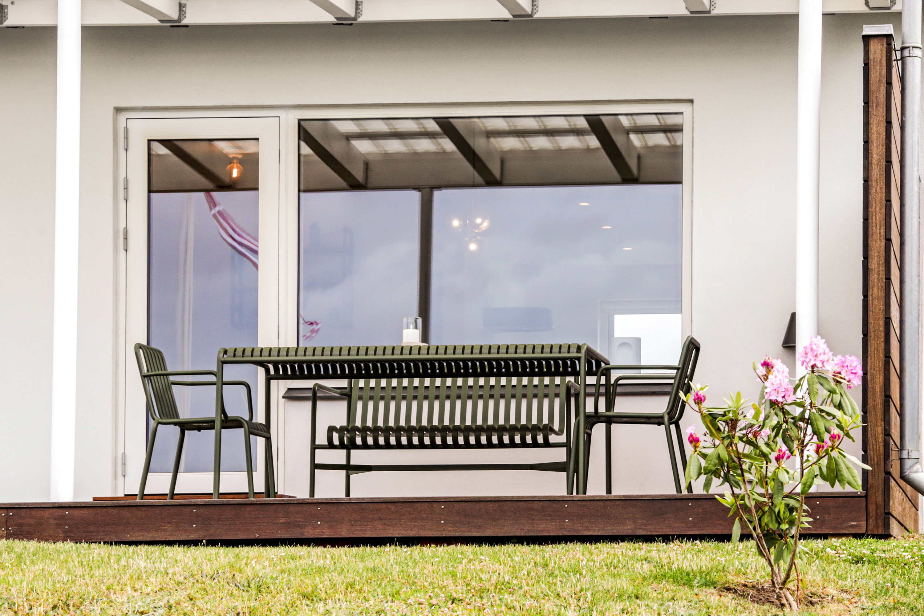 Fremhævet terrasse billede i fuldskærmstilstand. Billede af Klampenborgvej 26, 5700 Svendborg