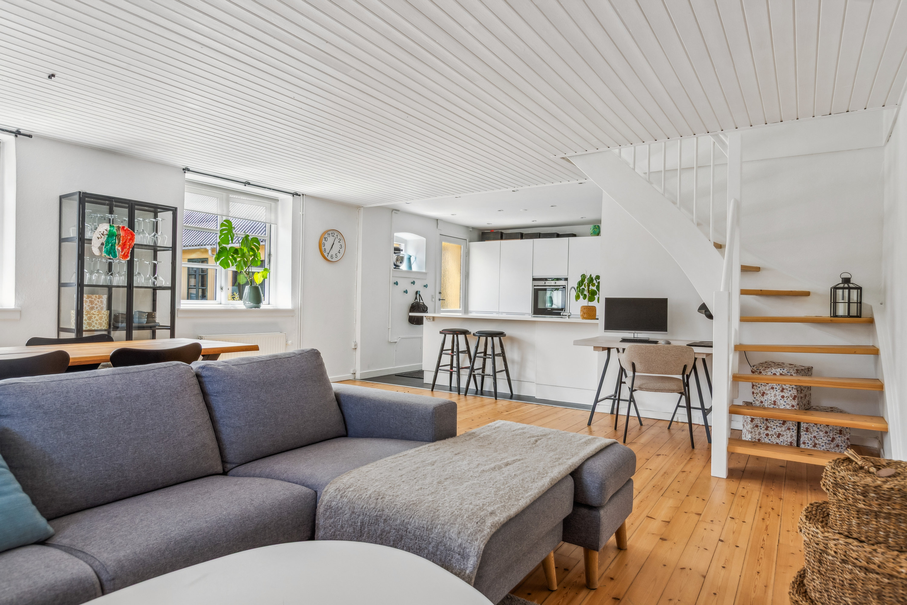 Fremhævet stue billede i fuldskærmstilstand. Billede af Søndergade 9D, 2791 Dragør